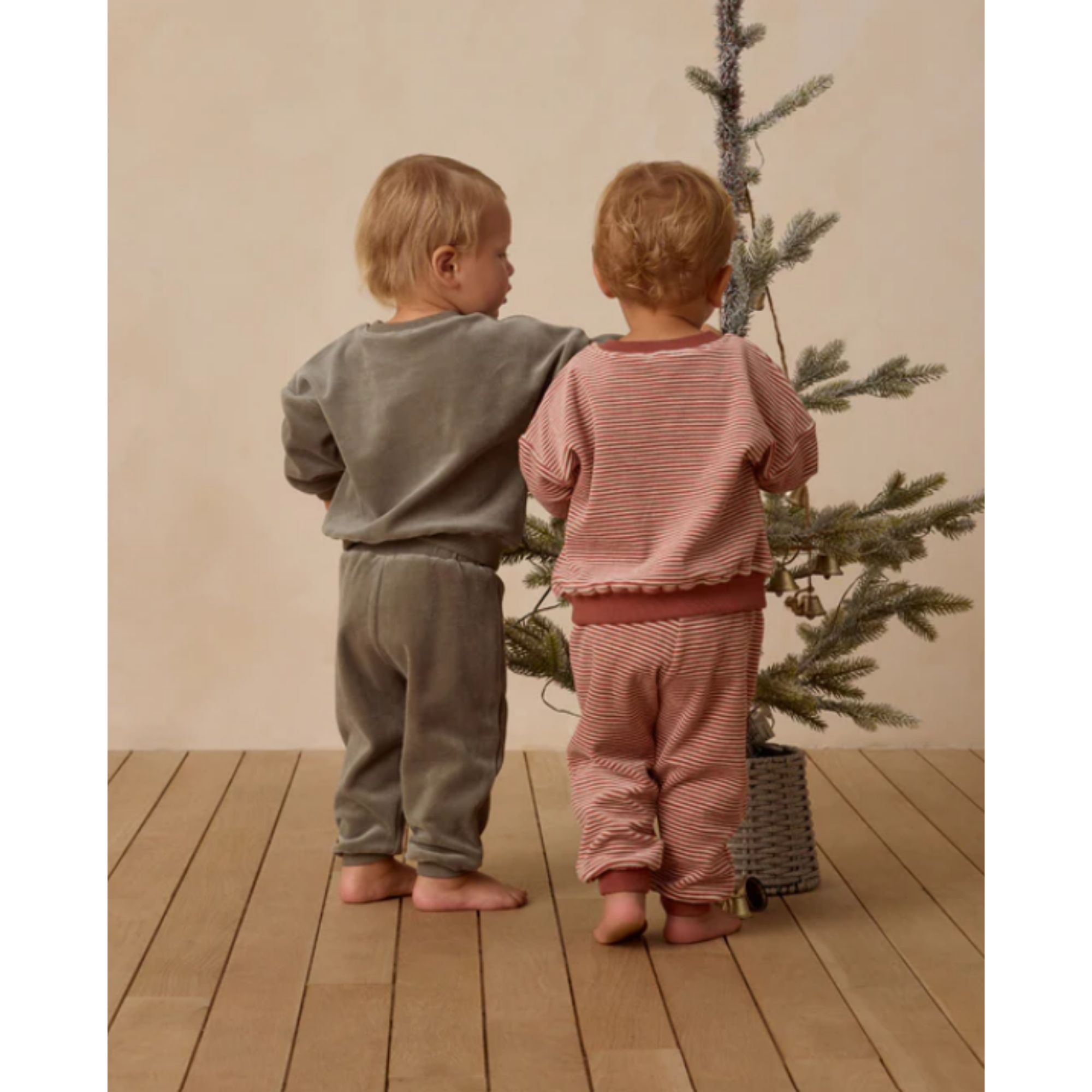 QUINCY MAE Velour Relaxed Sweatshirt - Forest