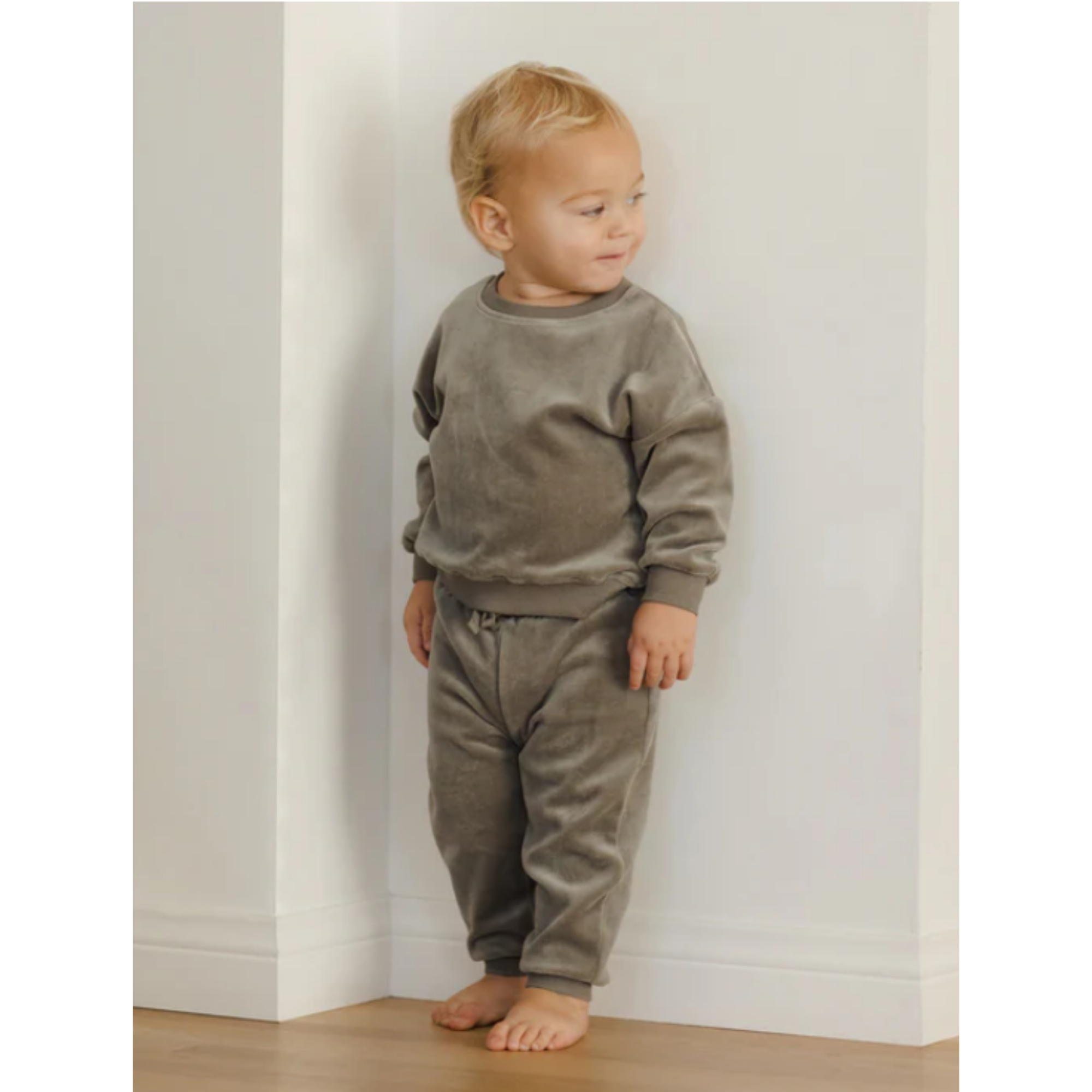 QUINCY MAE Velour Relaxed Sweatshirt - Forest