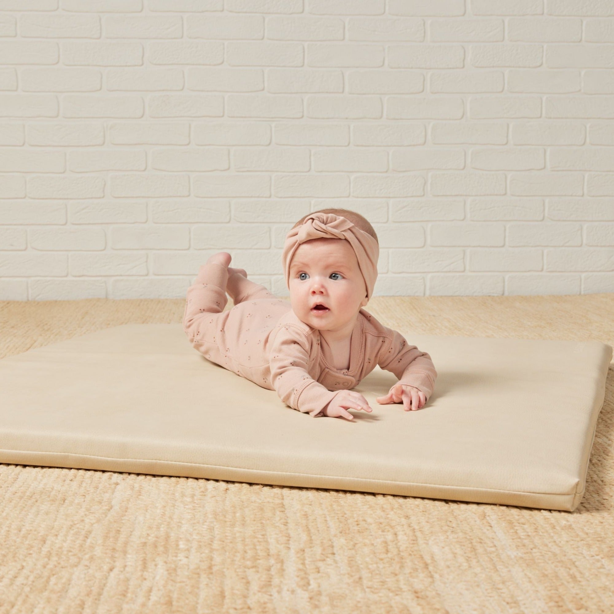 Pyjama à manches longues et fermeture éclair QUINCY MAE - Cerises