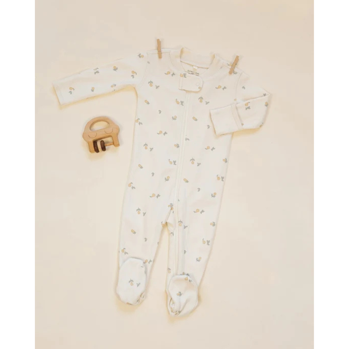 QUINCY MAE Zip Long Sleeve Sleeper Footie - Pears