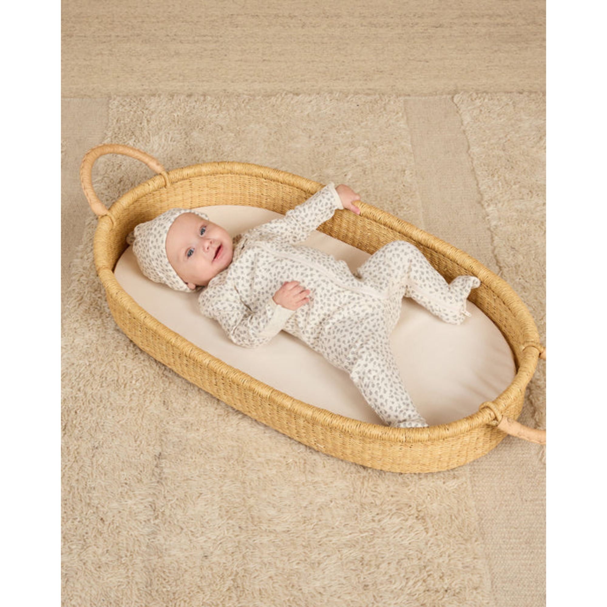 QUINCY MAE Zip Long Sleeve Sleeper Footie - Scatter