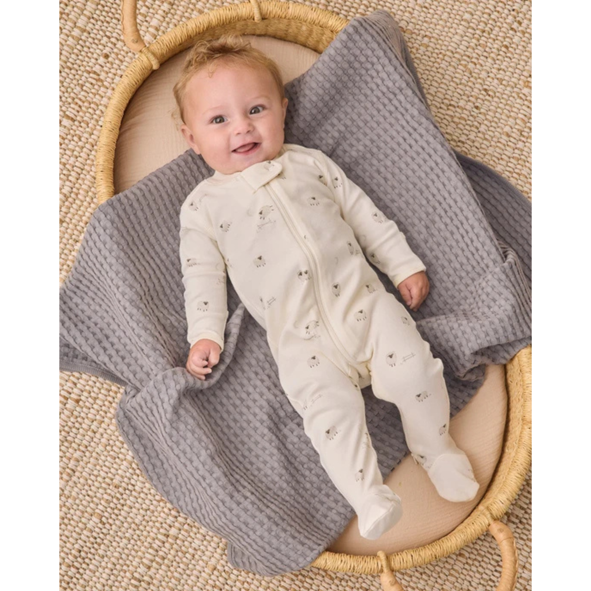 QUINCY MAE Zip Long Sleeve Sleeper Footie - Sheep