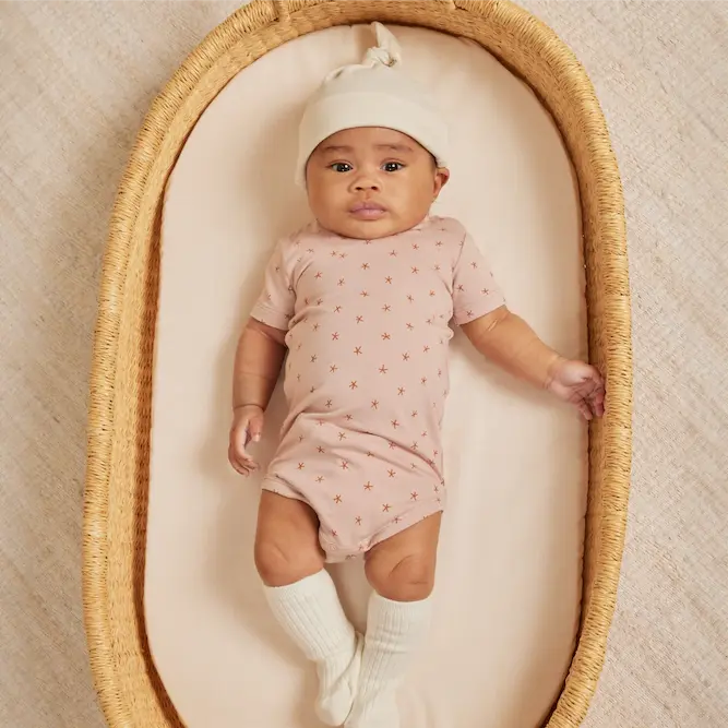 Bonnet noué QUINCY MAE pour bébé 0-6 mois - Ivoire