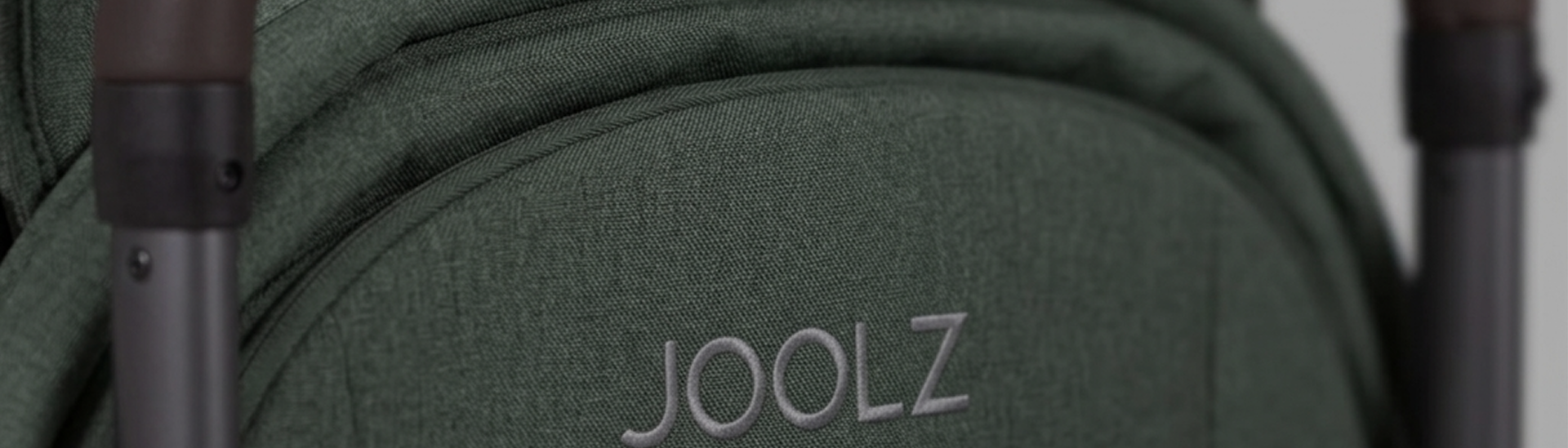  Stokke YOYO³ stroller with Joolz Newborn Pack attached, shown in a neutral lifestyle setting for Canadian families with newborns