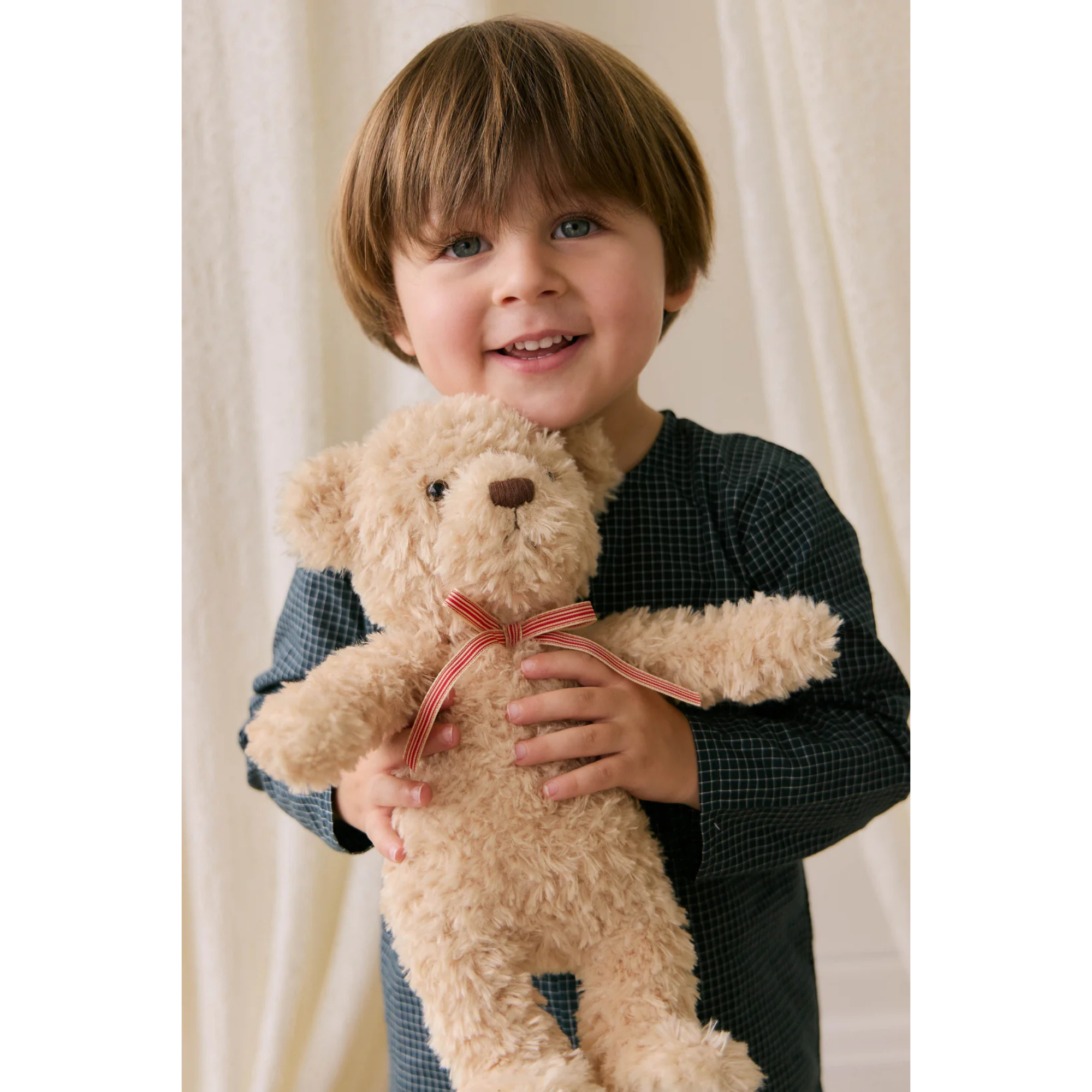 SNUGGLE BUNNIES Arthur the Bear