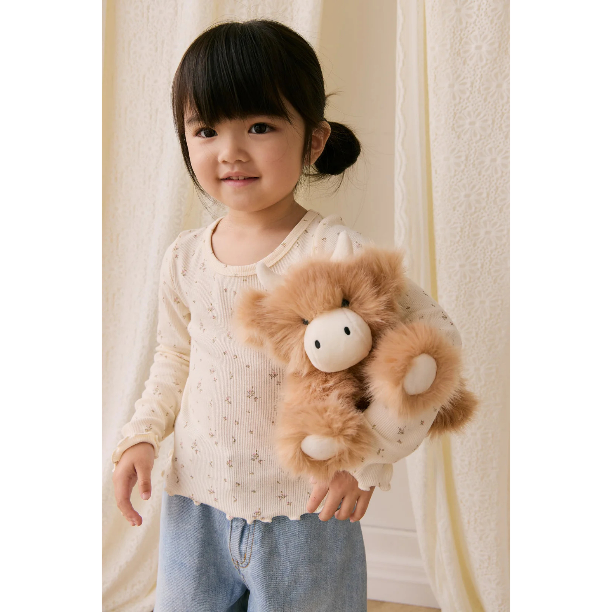 LES LAPINS À CÂLINER Hilda la vache des Highlands