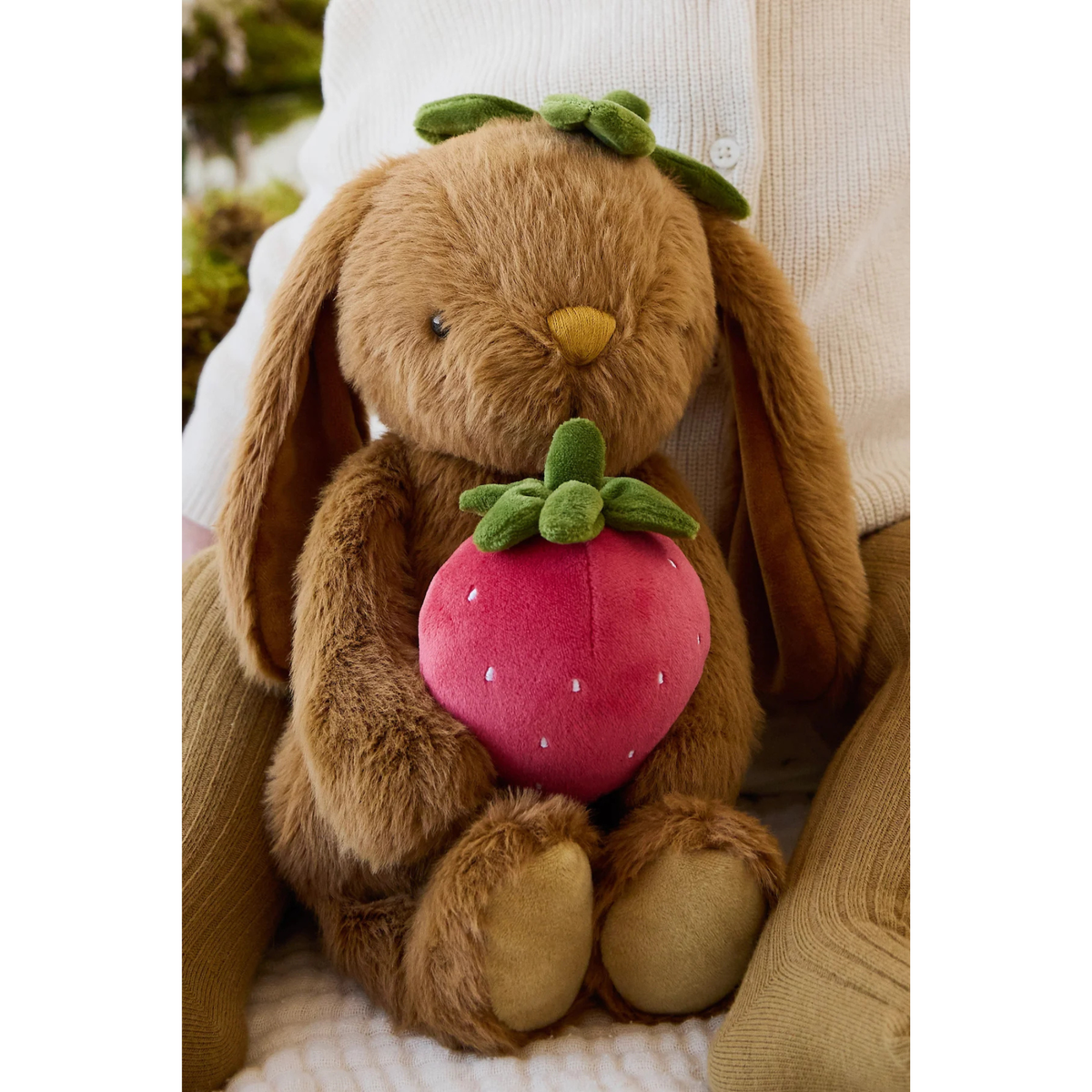 SNUGGLE BUNNIES Penelope The Bunny with Strawberry