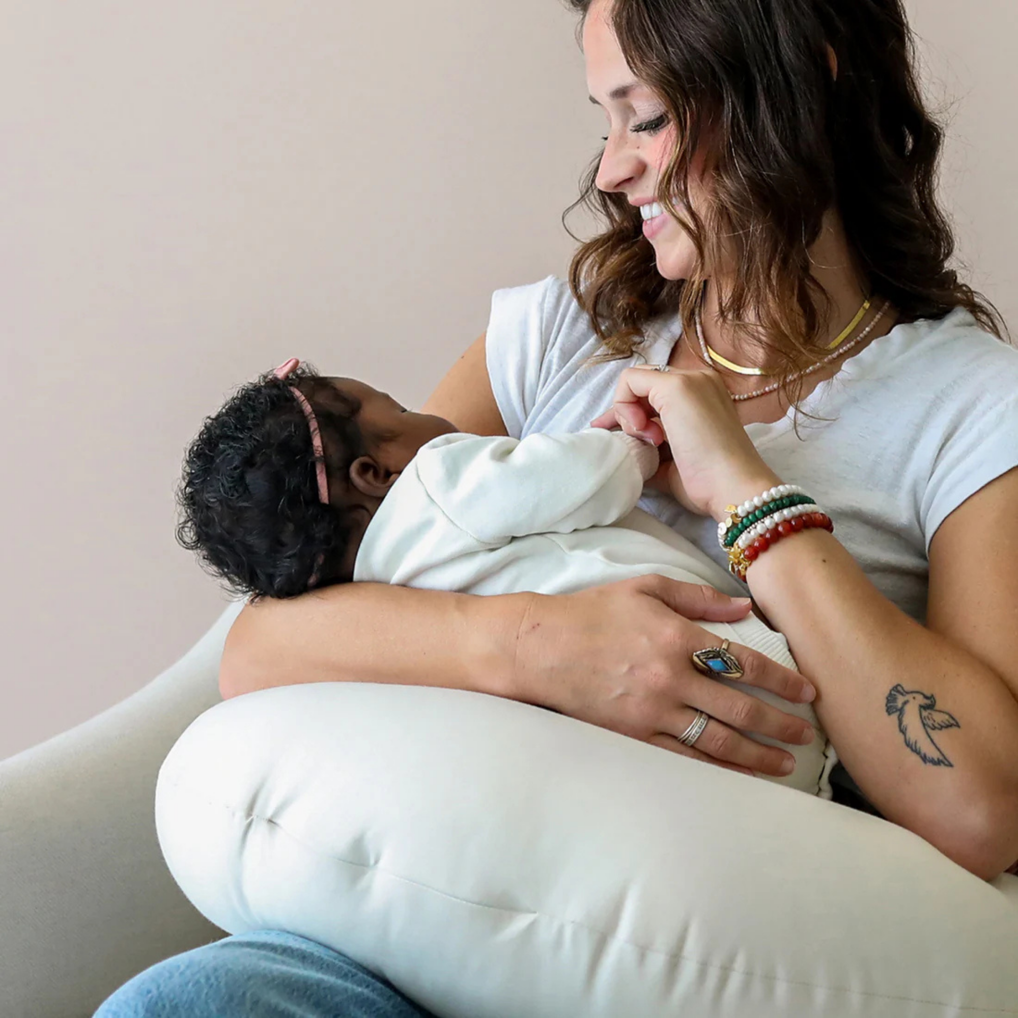 SNUGGLE ME ORGANIC Feeding + Support Pillow - Natural