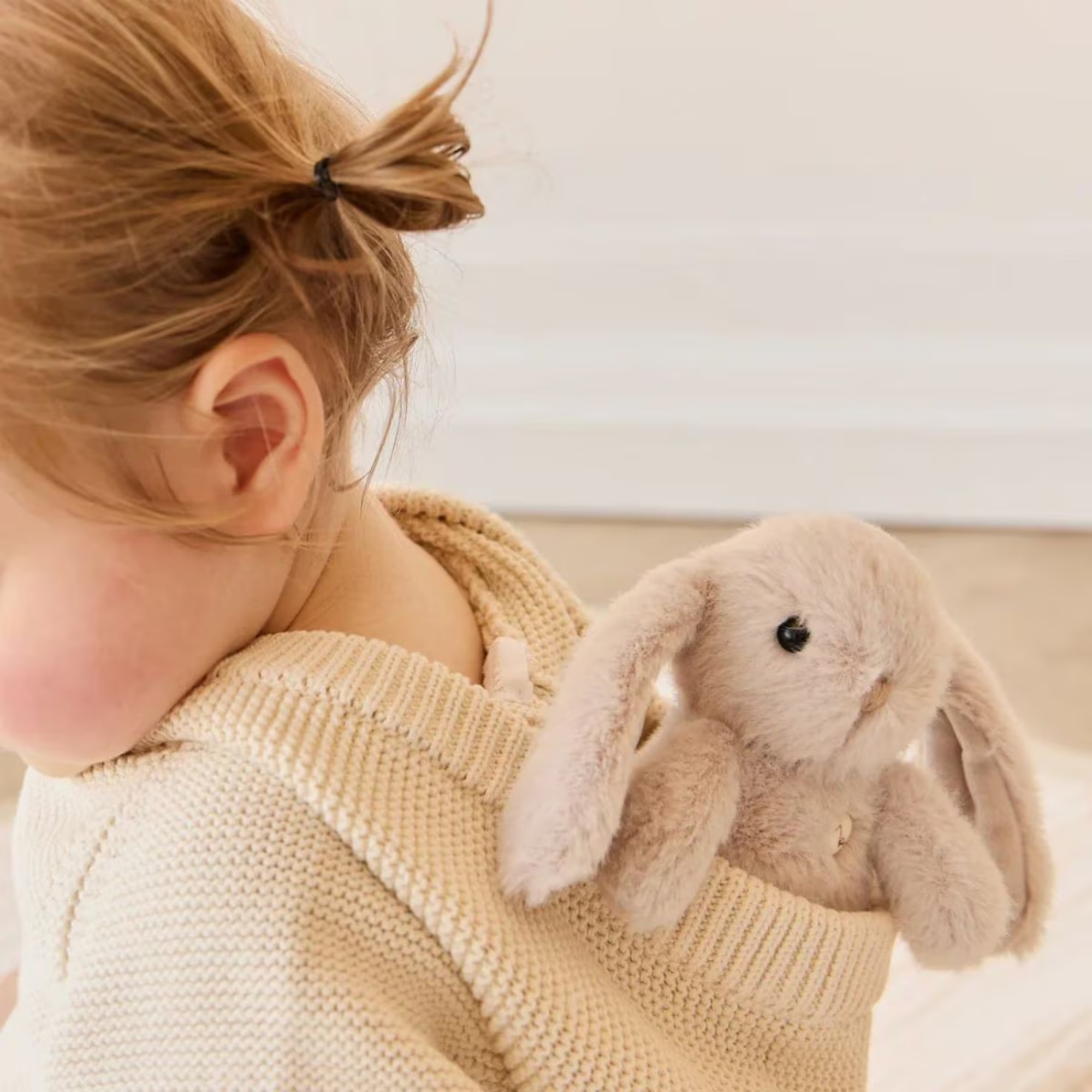 SNUGGLE BUNNIES Little Penelope