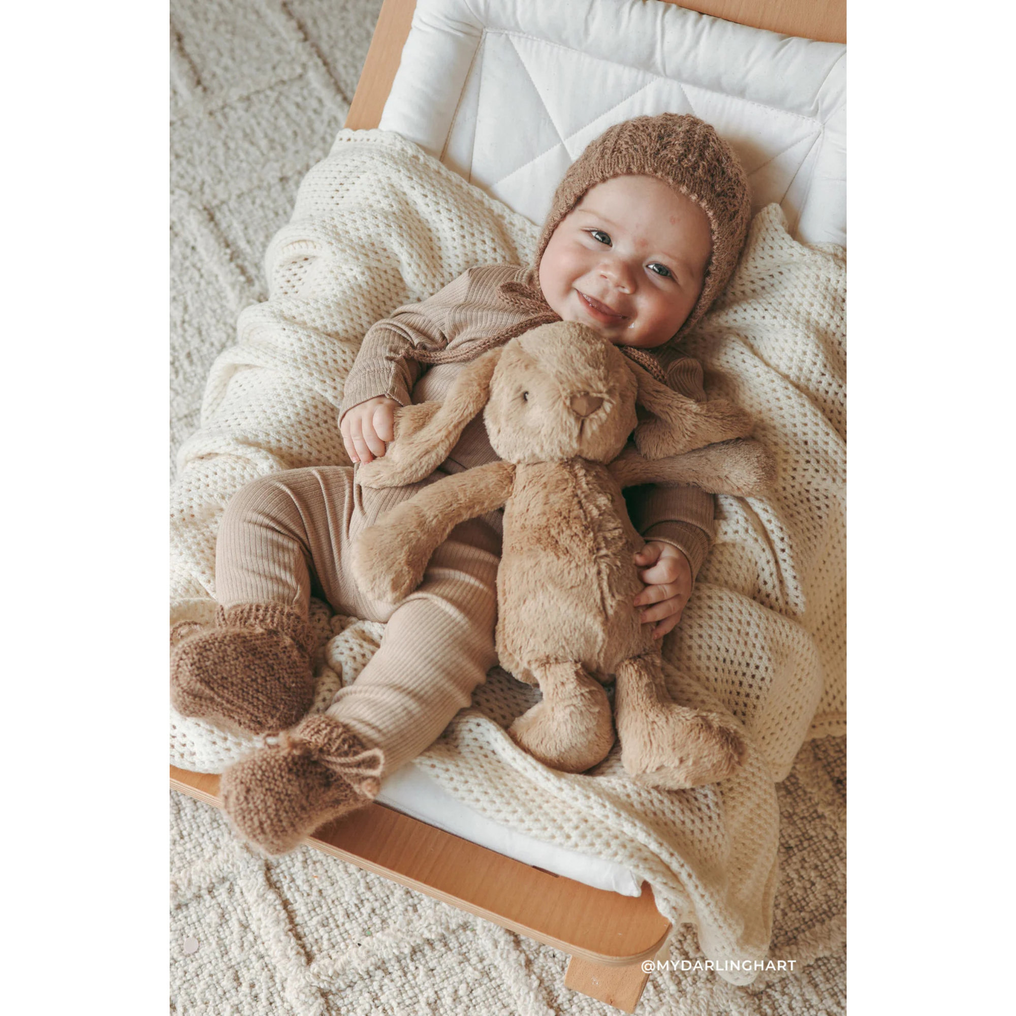 SNUGGLE BUNNIES Penelope