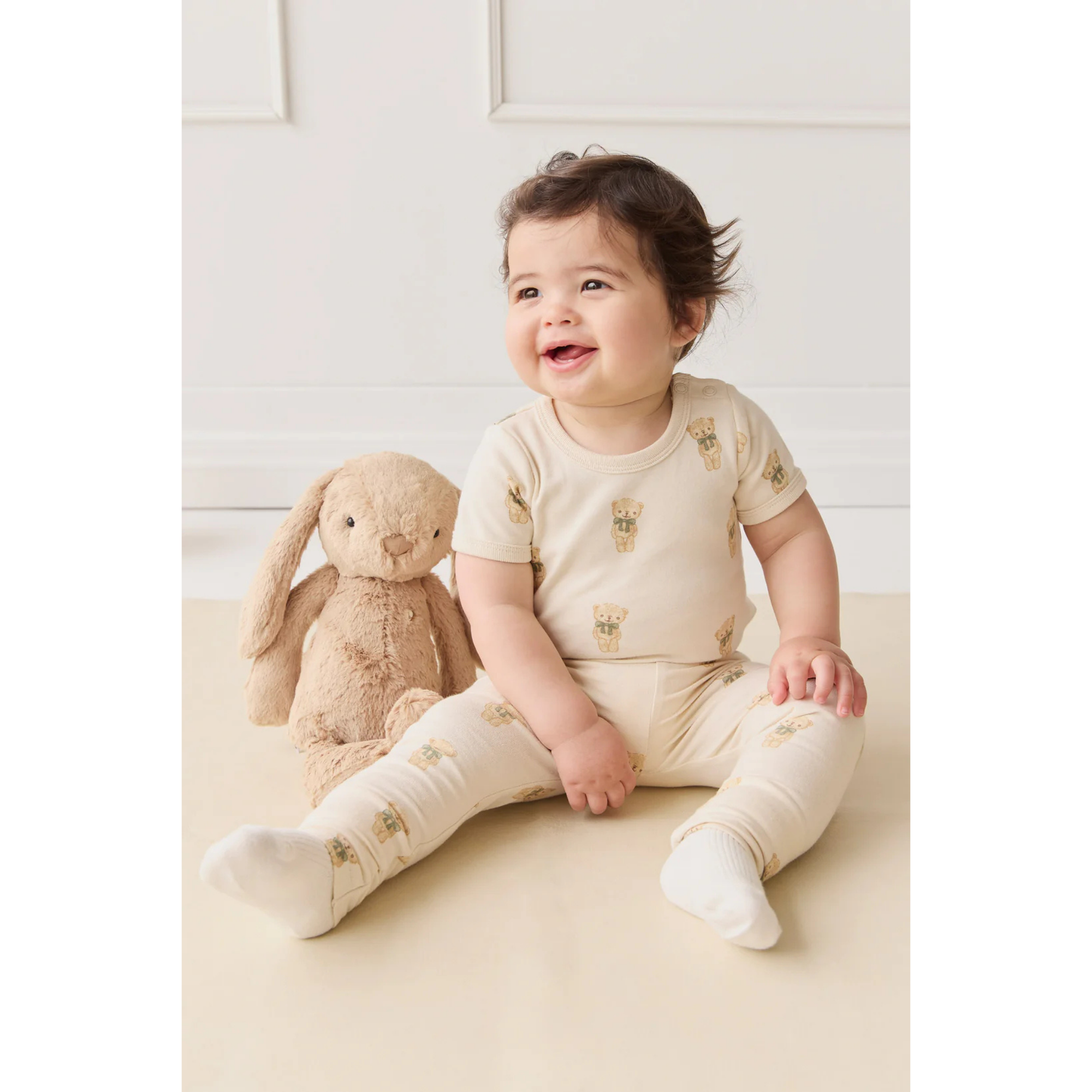 SNUGGLE BUNNIES Penelope