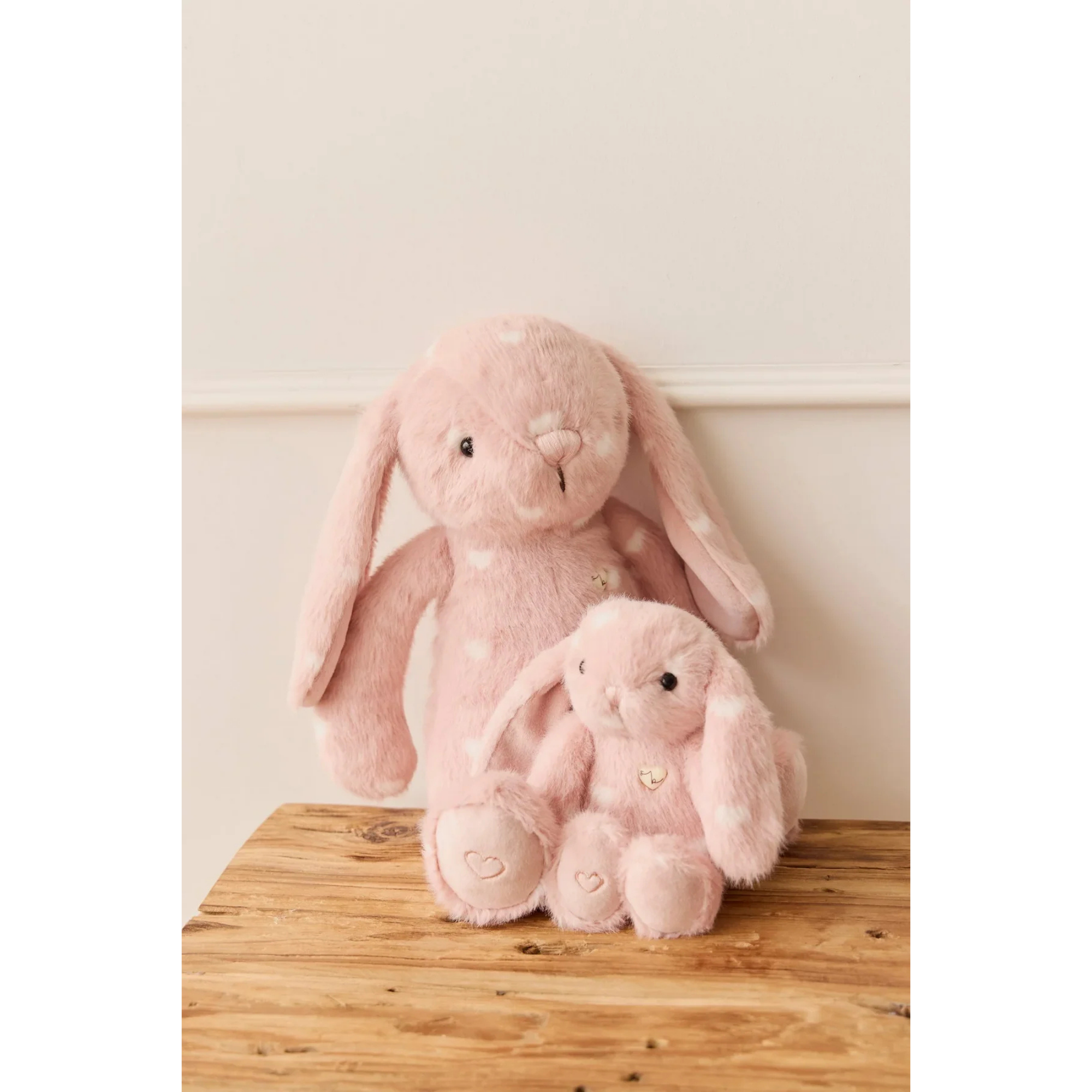 SNUGGLE BUNNIES Penelope