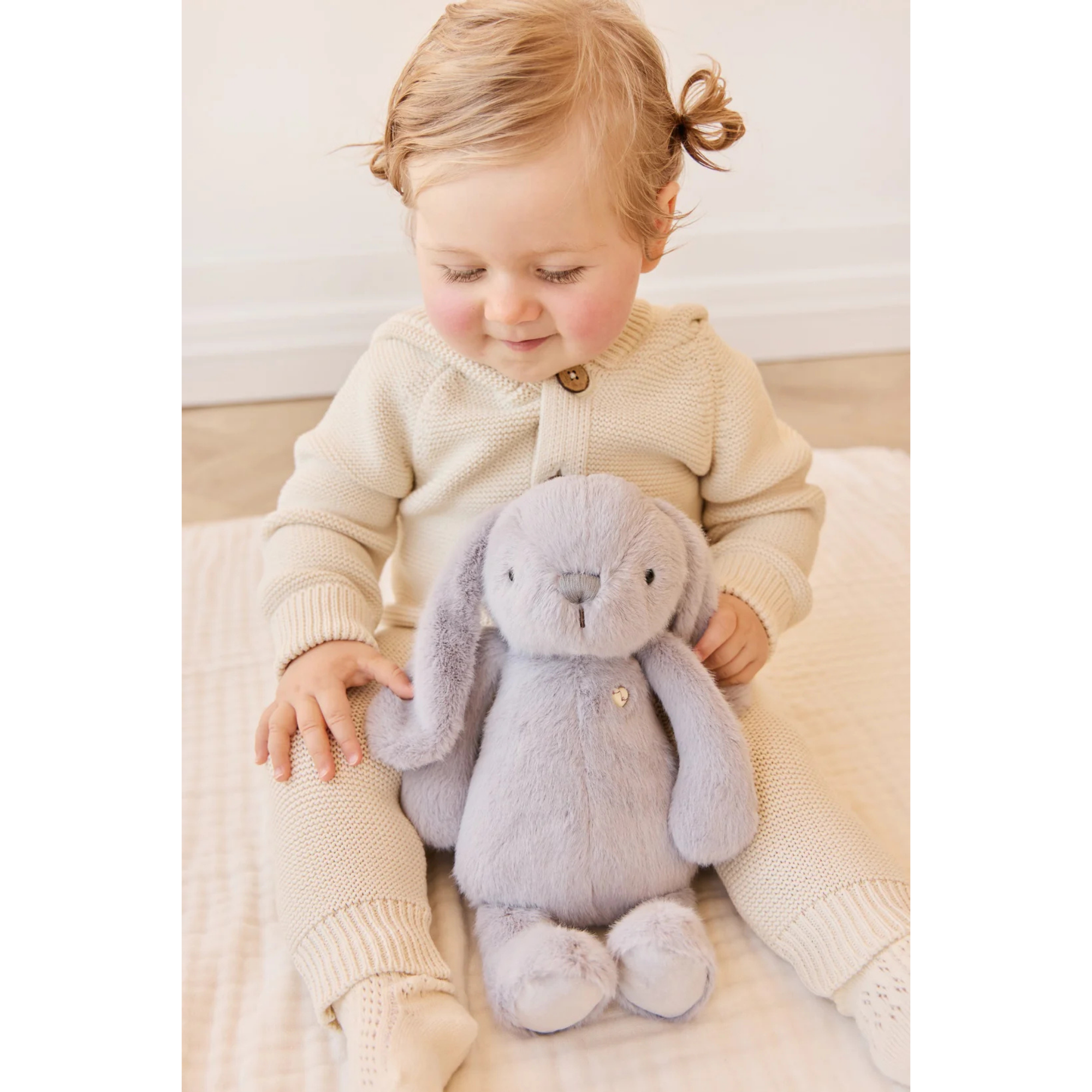 SNUGGLE BUNNIES Penelope