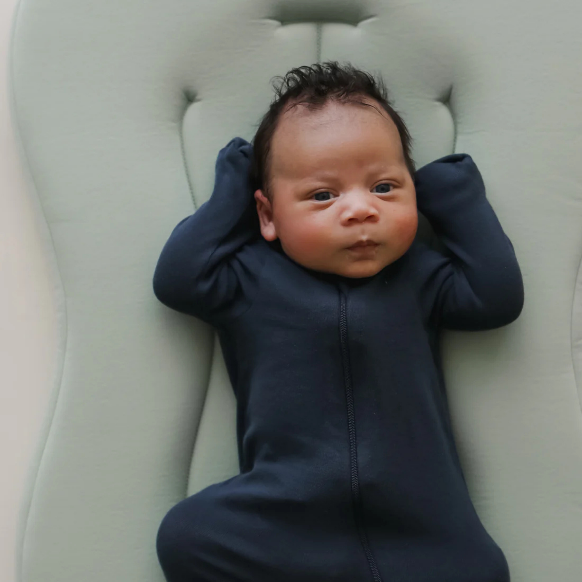 Chaise longue courbe SNUGGLE ME