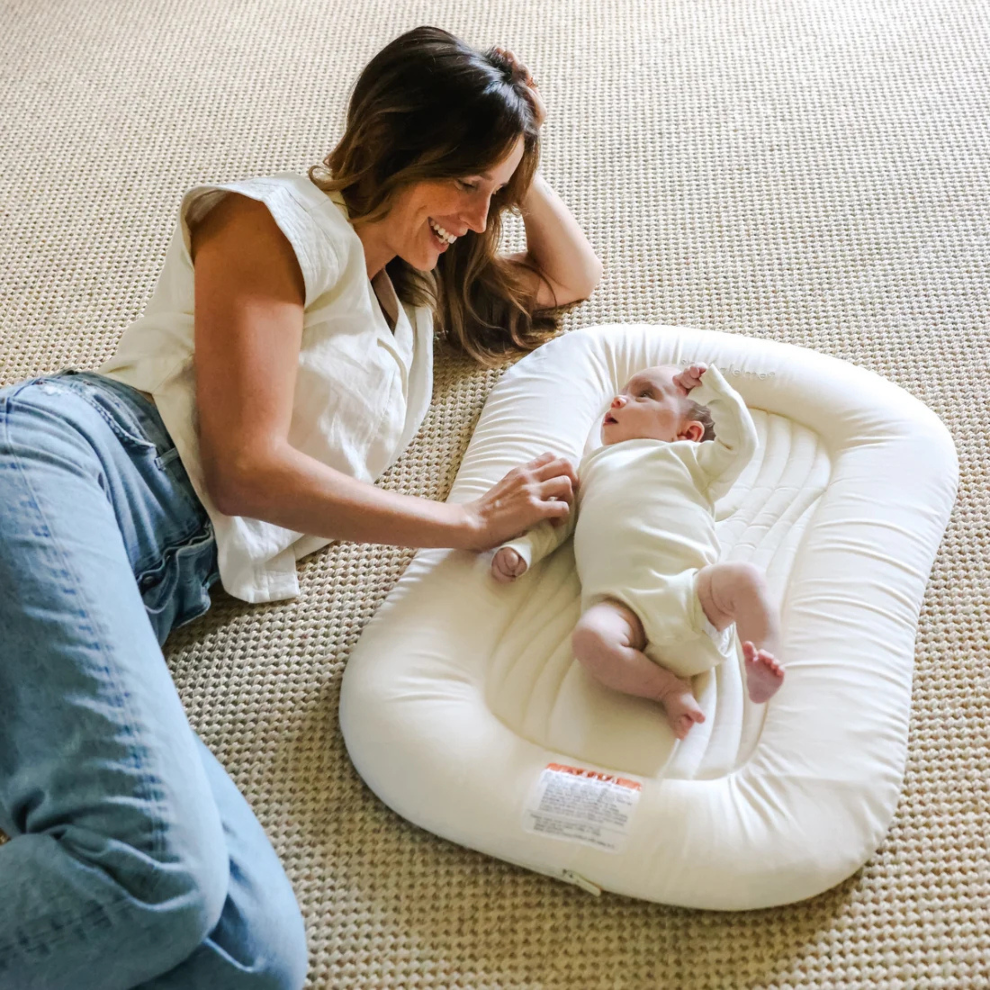 SNUGGLE ME ORGANIC Infant Lounger Wave