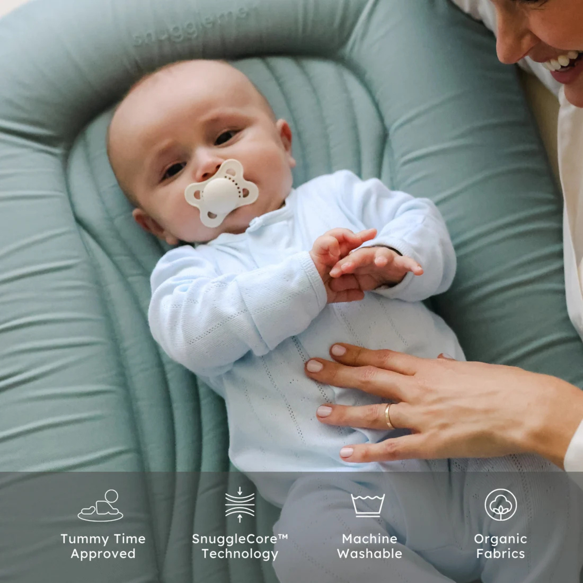 SNUGGLE ME ORGANIC Infant Lounger Wave