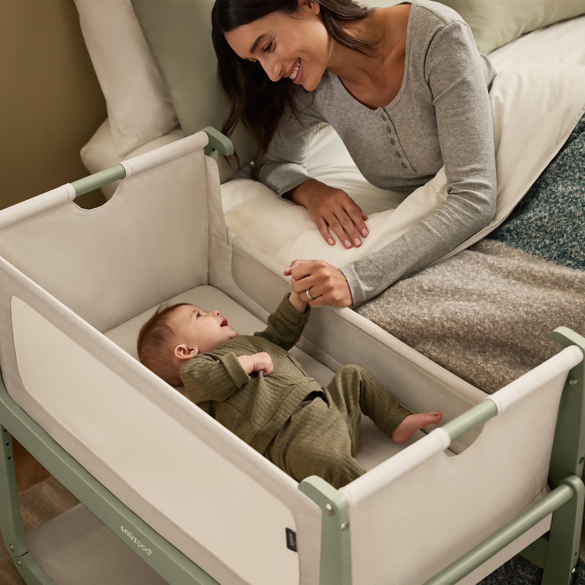 SNUZ SnuzPod5 Bedside Bassinet