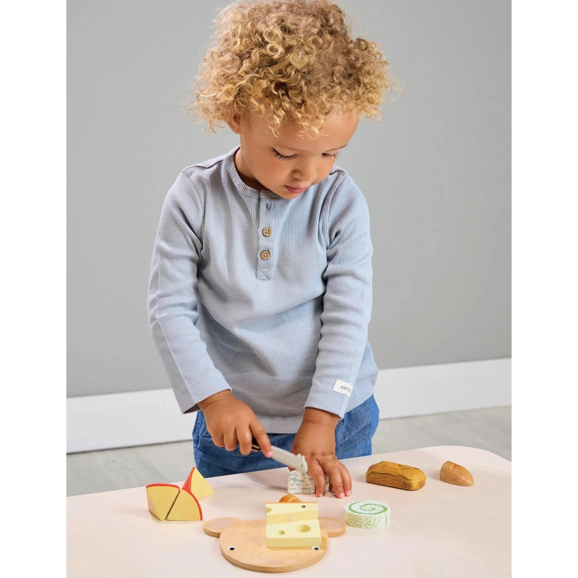 TENDER LEAF Cheese Chopping Board