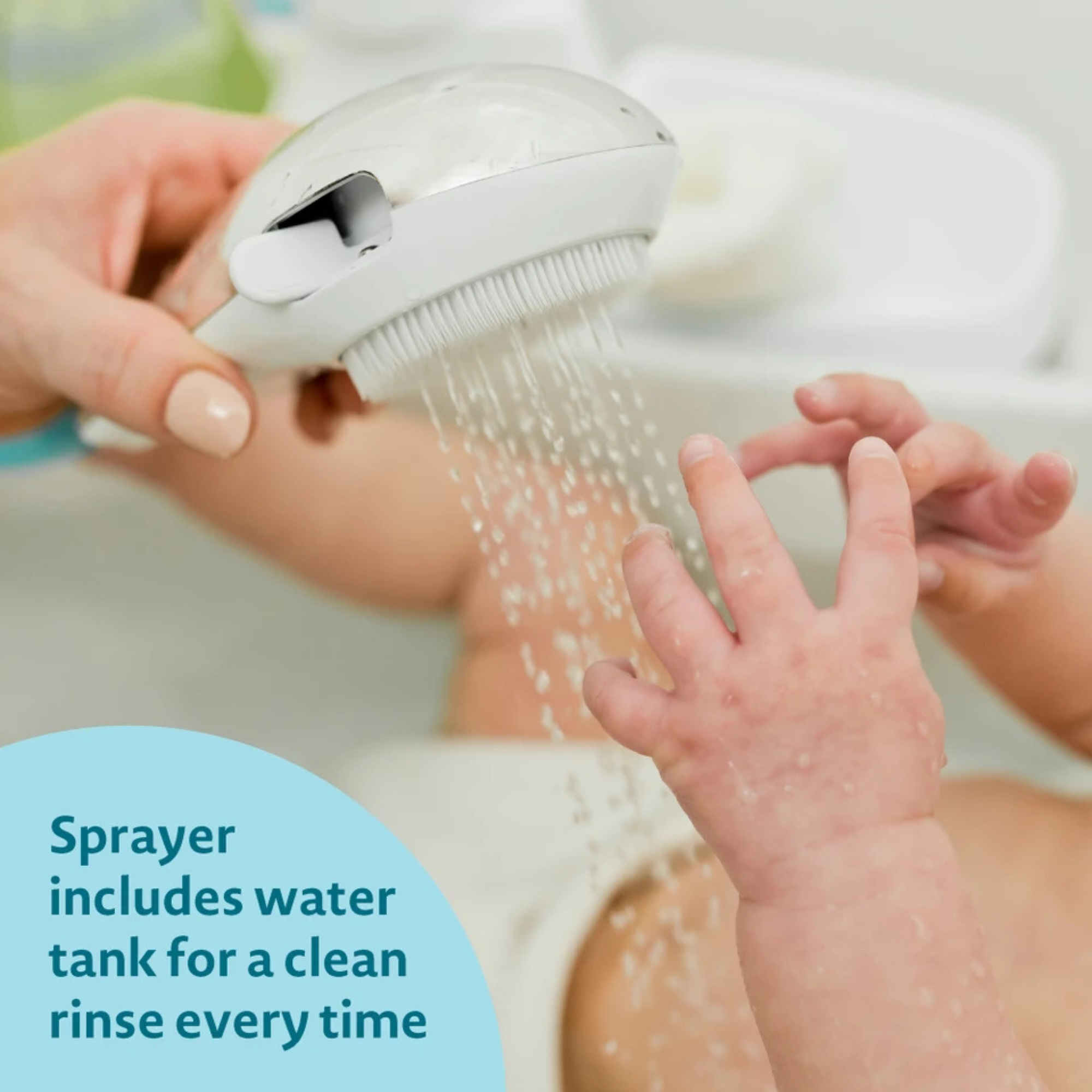 THE FIRST YEARS Rain Shower Baby Spa