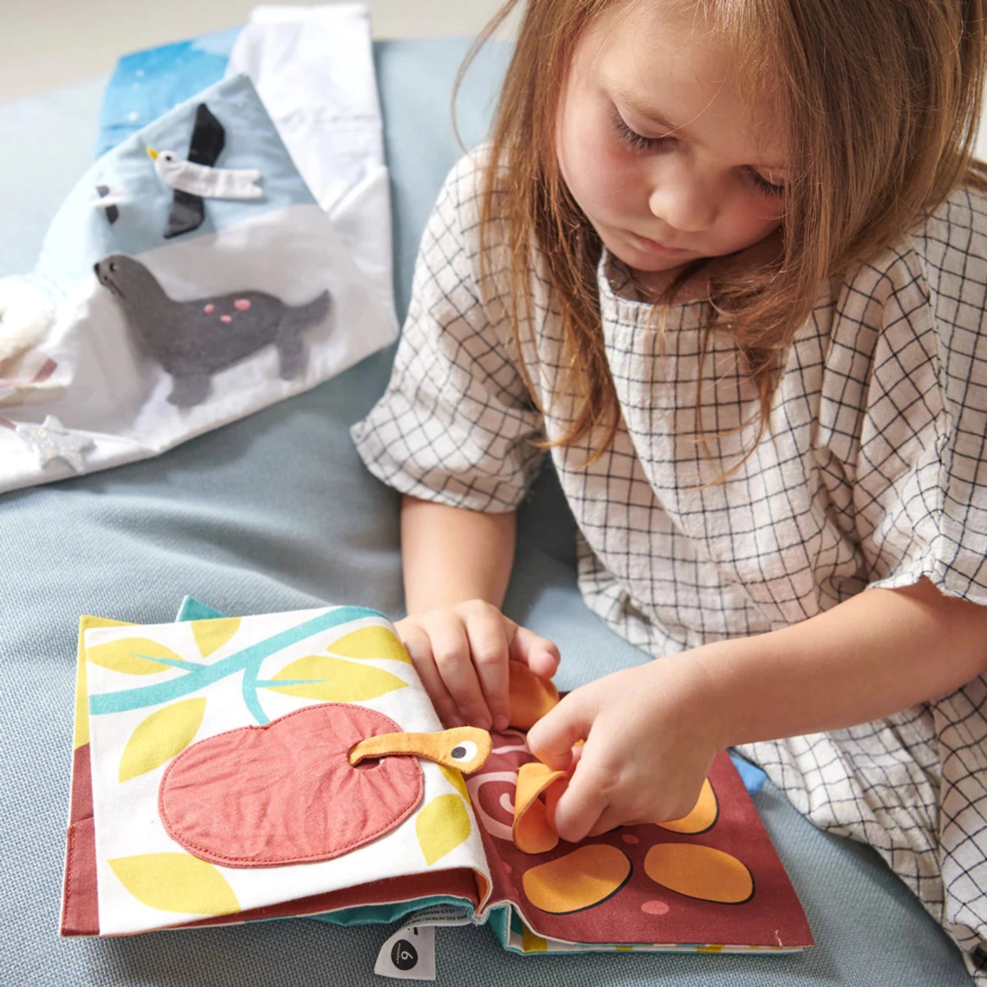 THREADBEAR DESIGN My Garden Activity Book