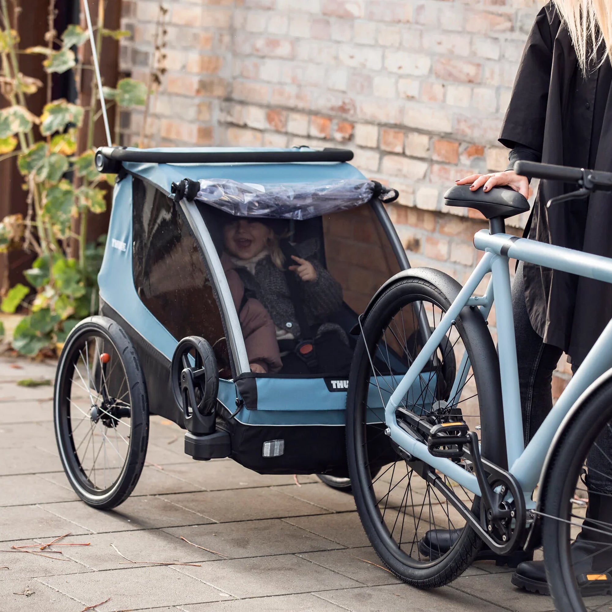 THULE Courier 2-Seat Kids Cargo Bike Trailer - Aegean Blue