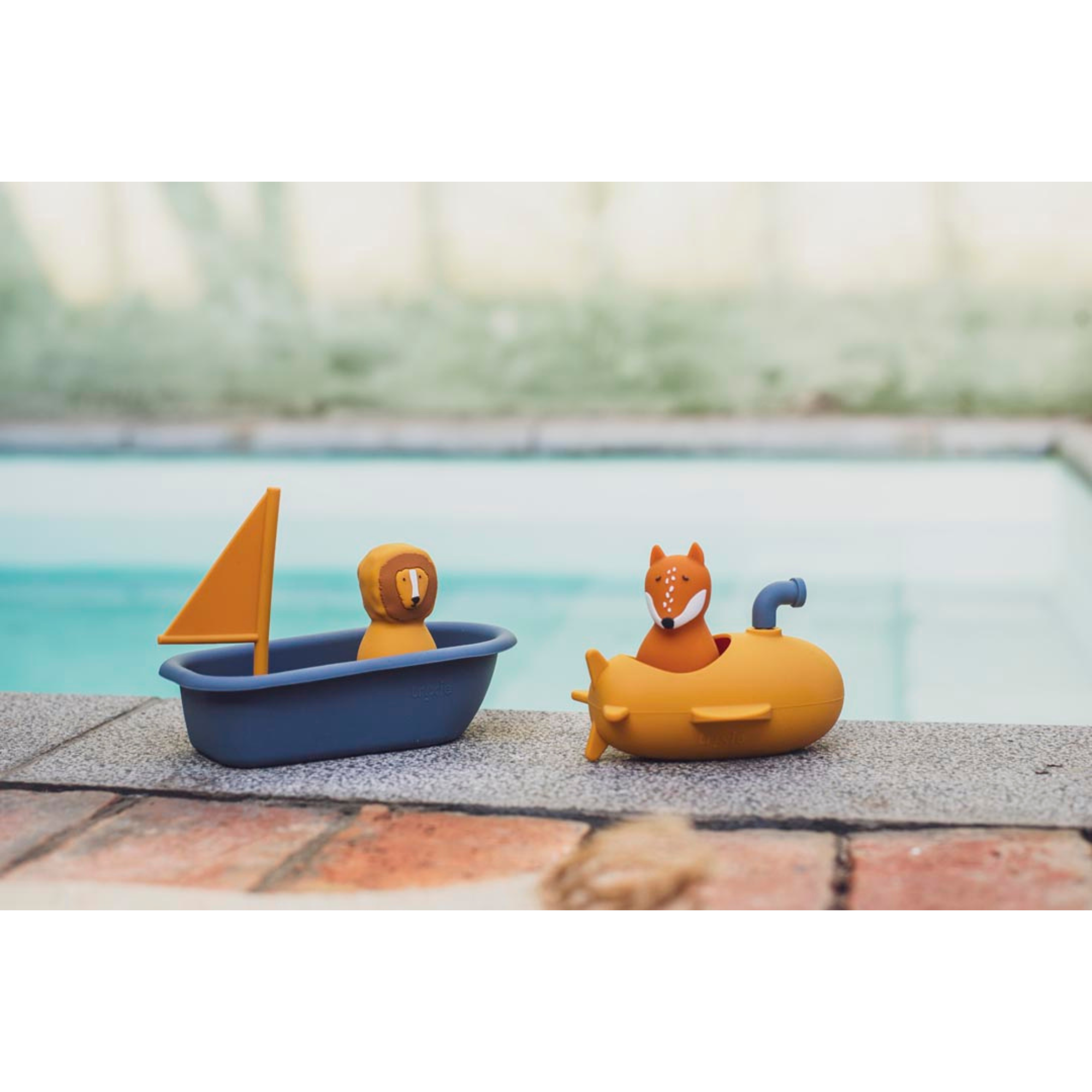 TRIXIE Bath Toy Sailboat