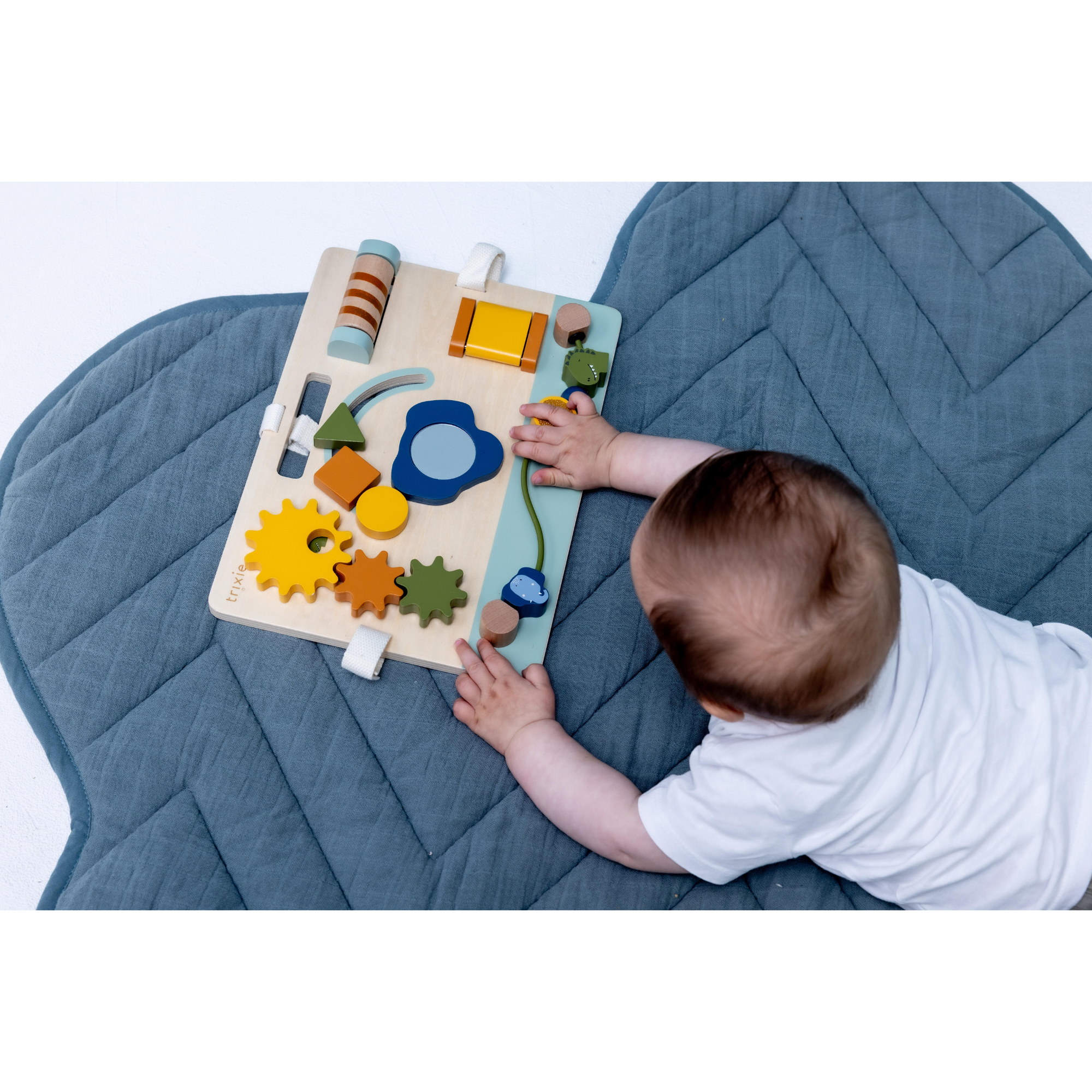 TRIXIE Wooden Activity Panel