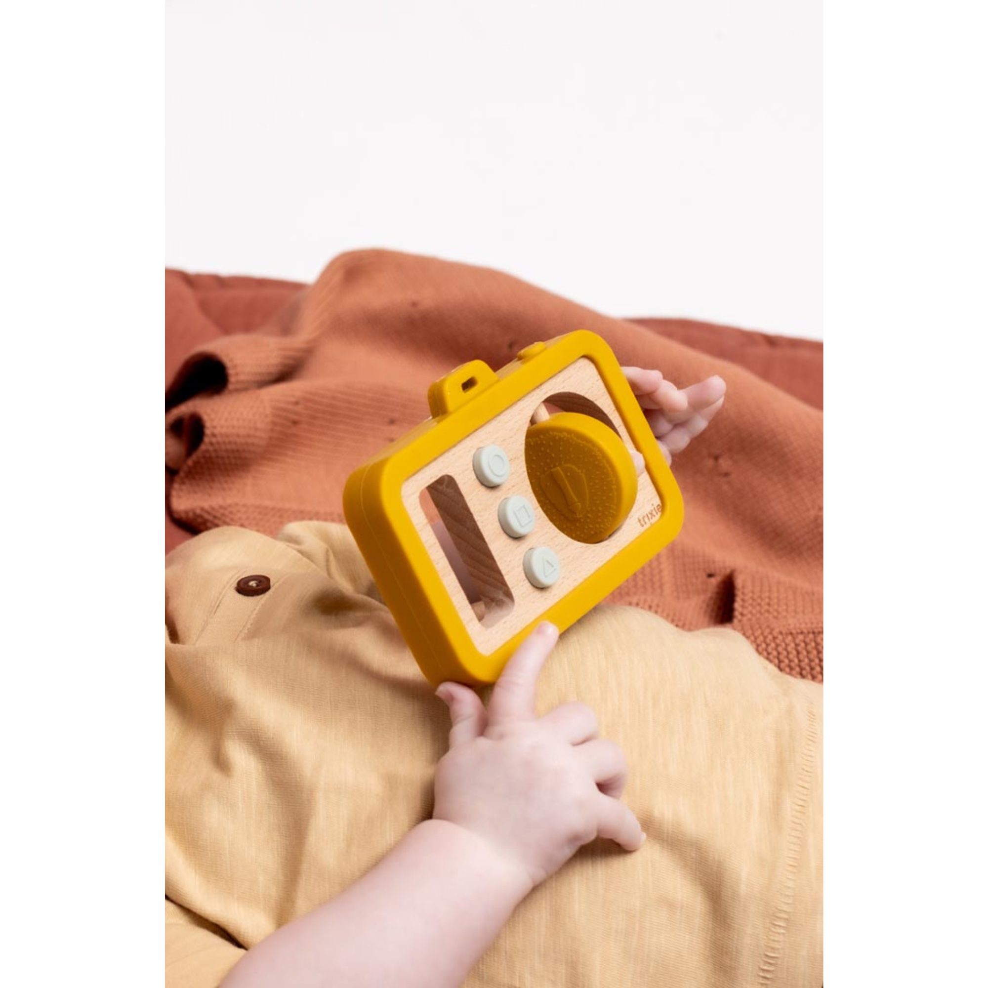 TRIXIE Wooden Silicone Baby Camera