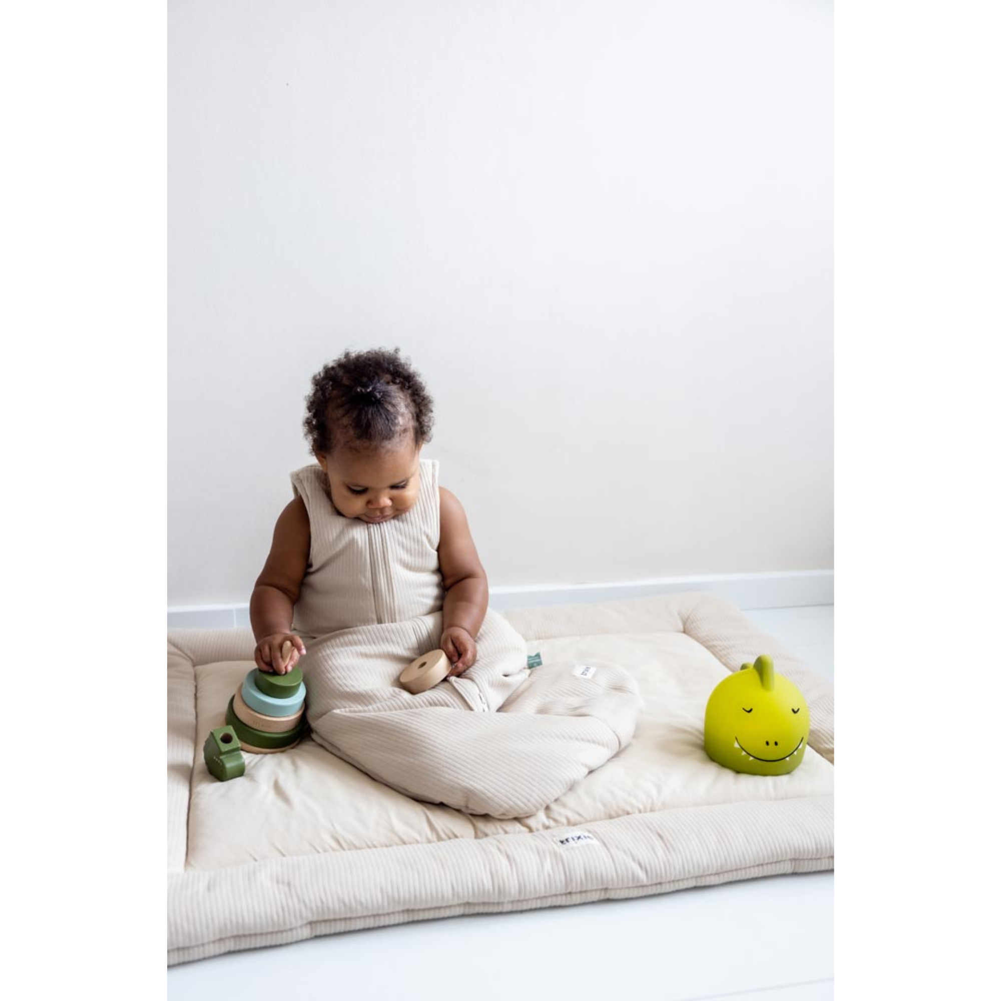 TRIXIE Wooden Stacking Toy