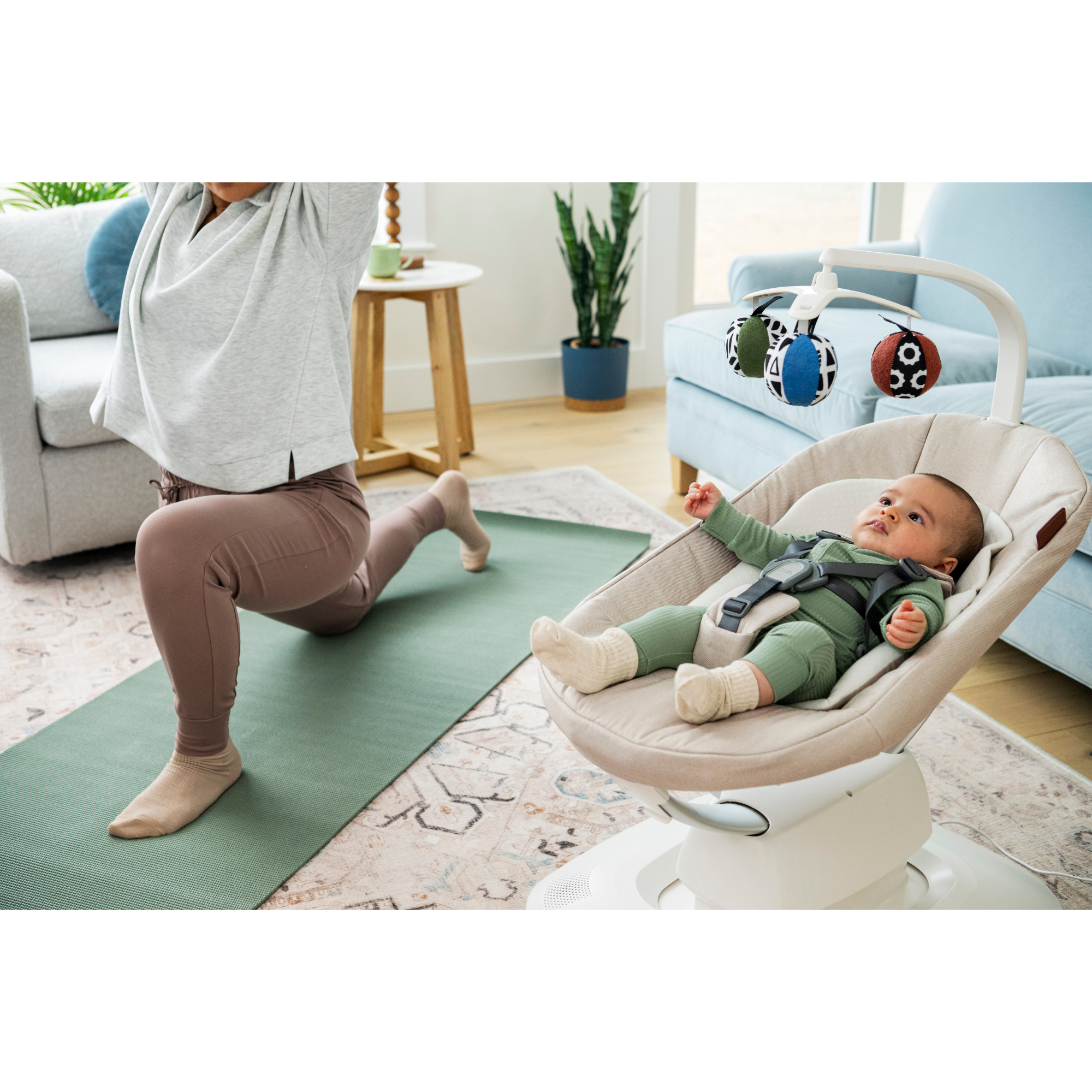 UPPABABY Mamaroo Smart Swing