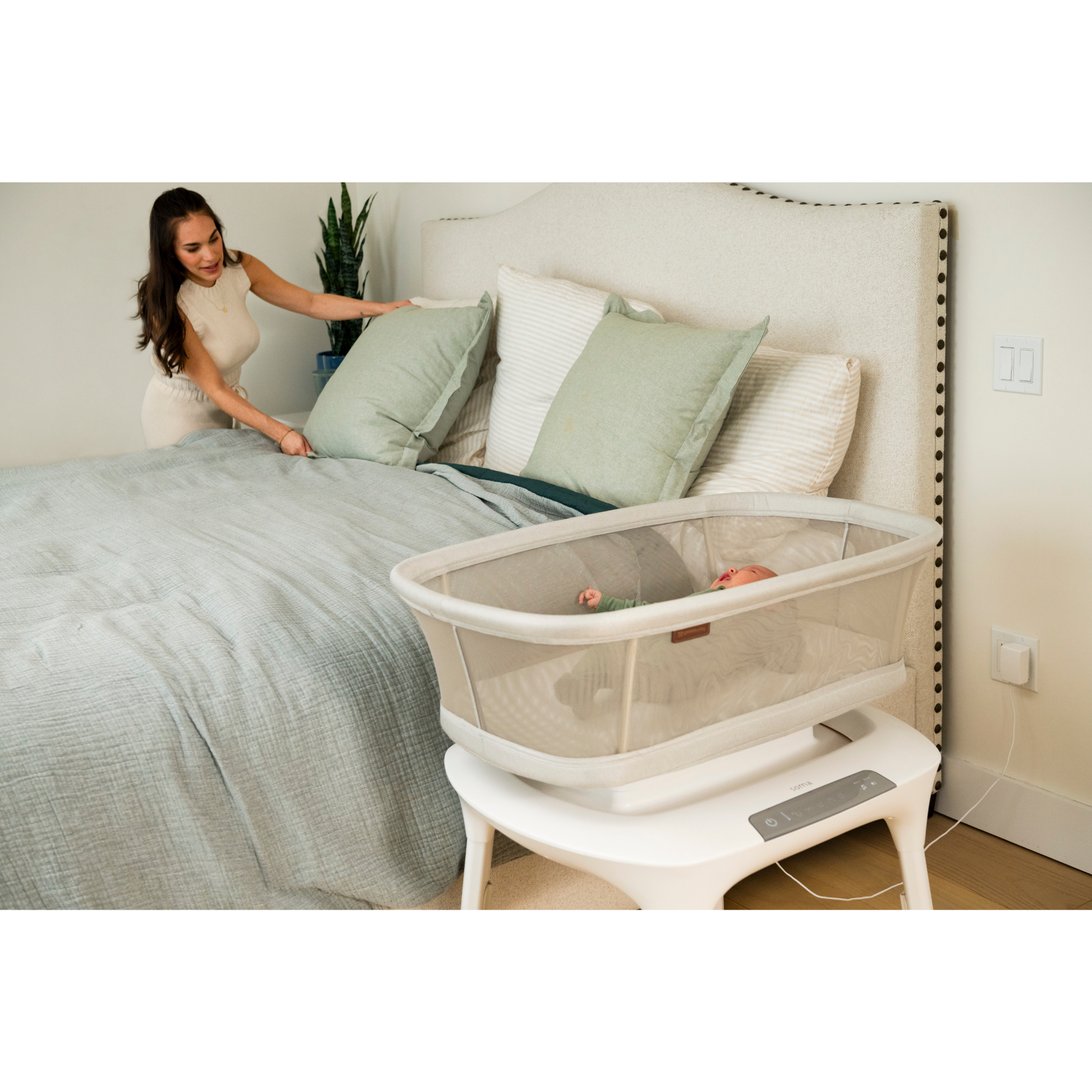 UPPABABY Soma Smart Bassinet - Charlie