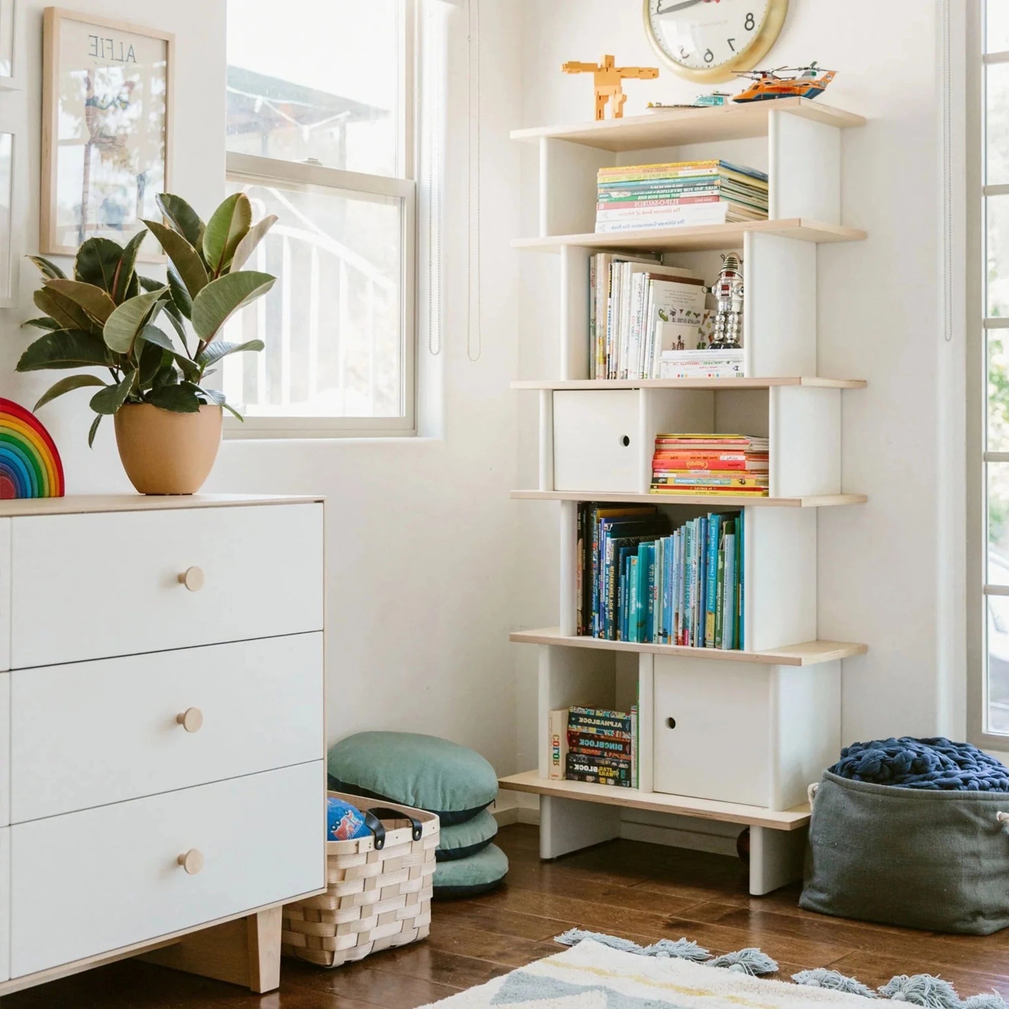 Mini-bibliothèque verticale OEUF - Bouleau
