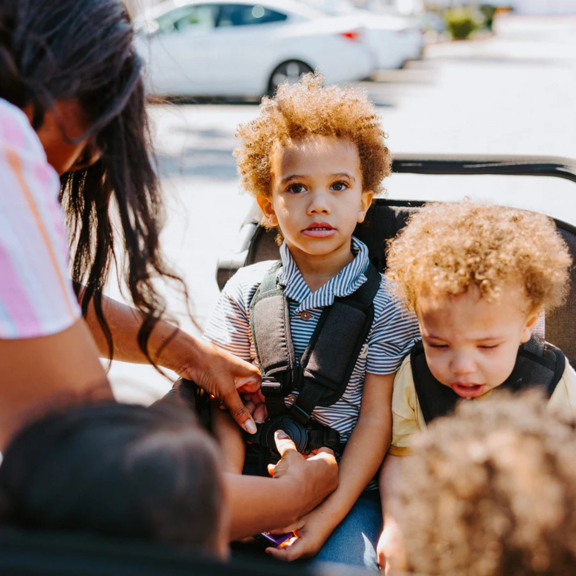 WONDERFOLD W4 Elite Push Quad Stroller Wagon - Volcanic Black