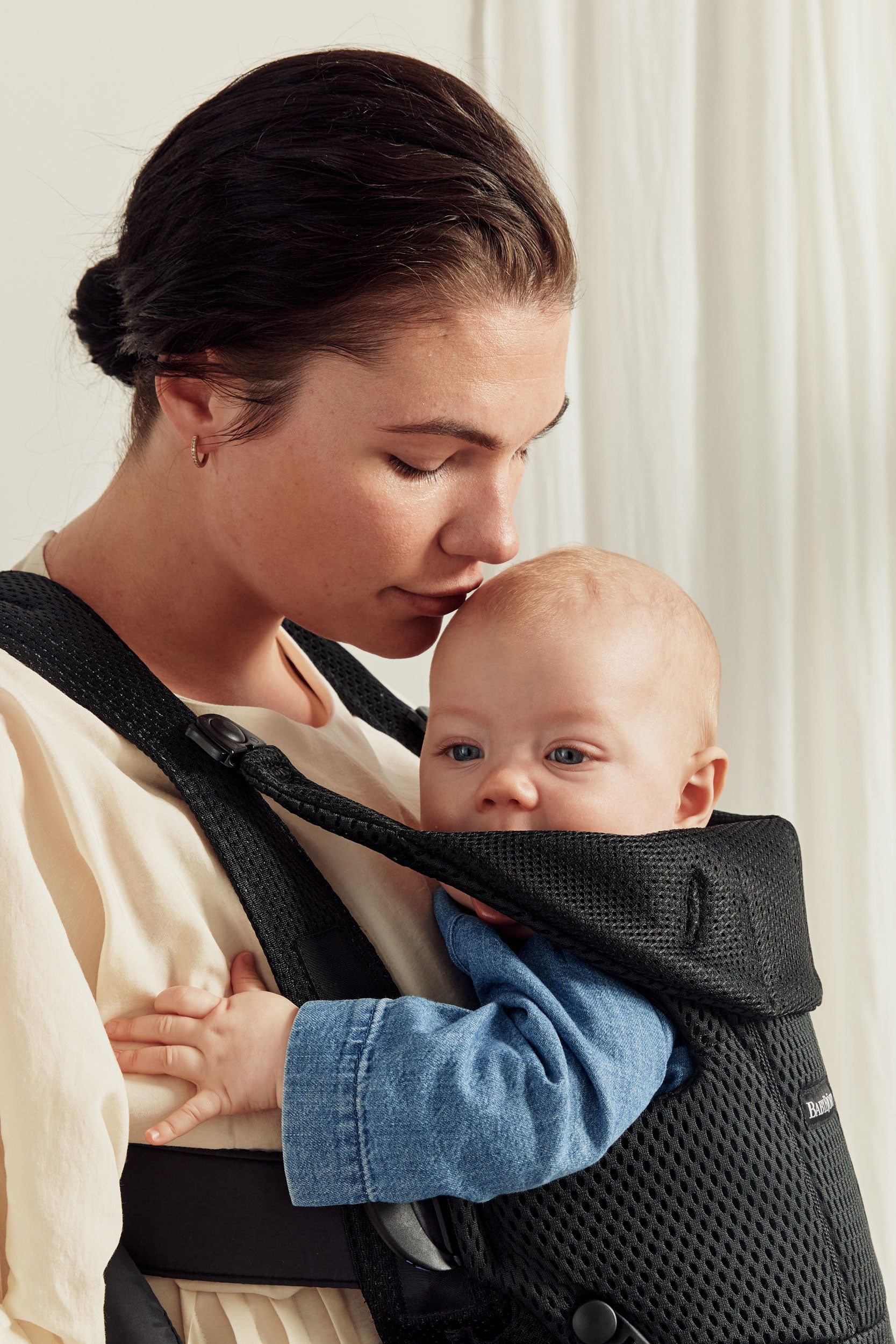 Porte-bébé BABYBJÖRN gratuit (maille 3D)