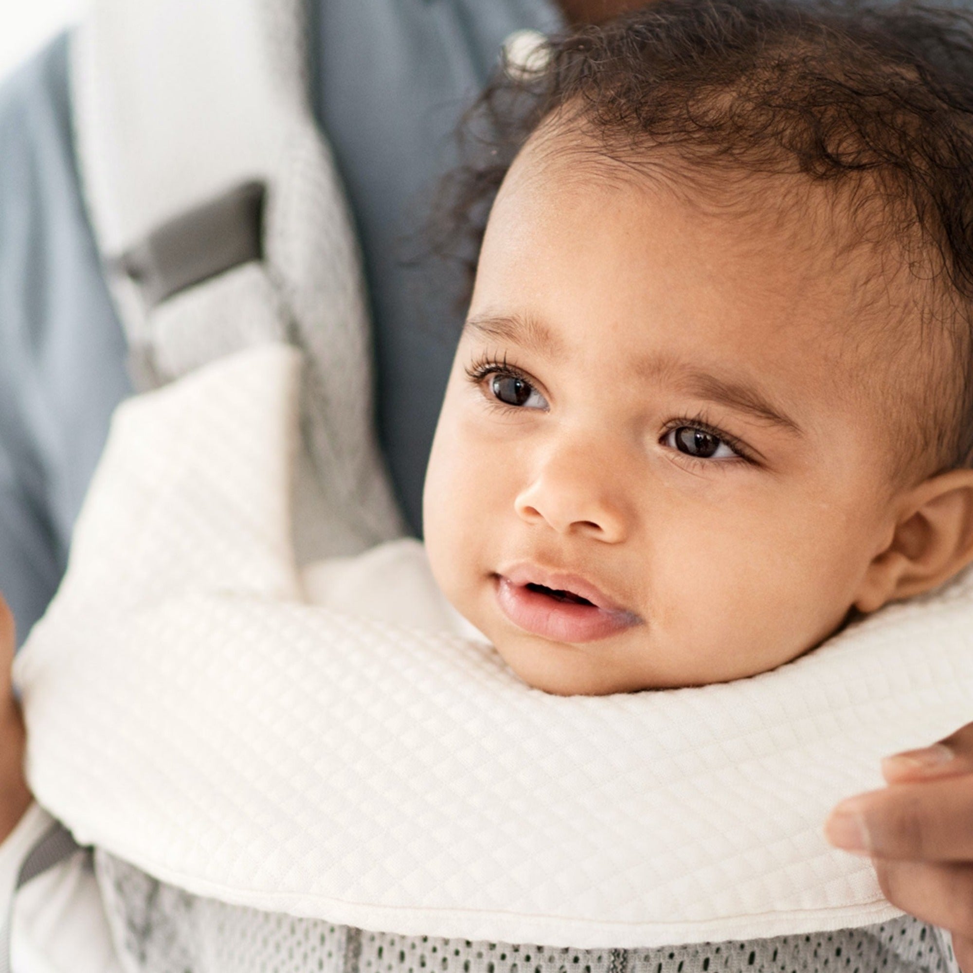 BABYBJÖRN Bib for Baby Carrier One