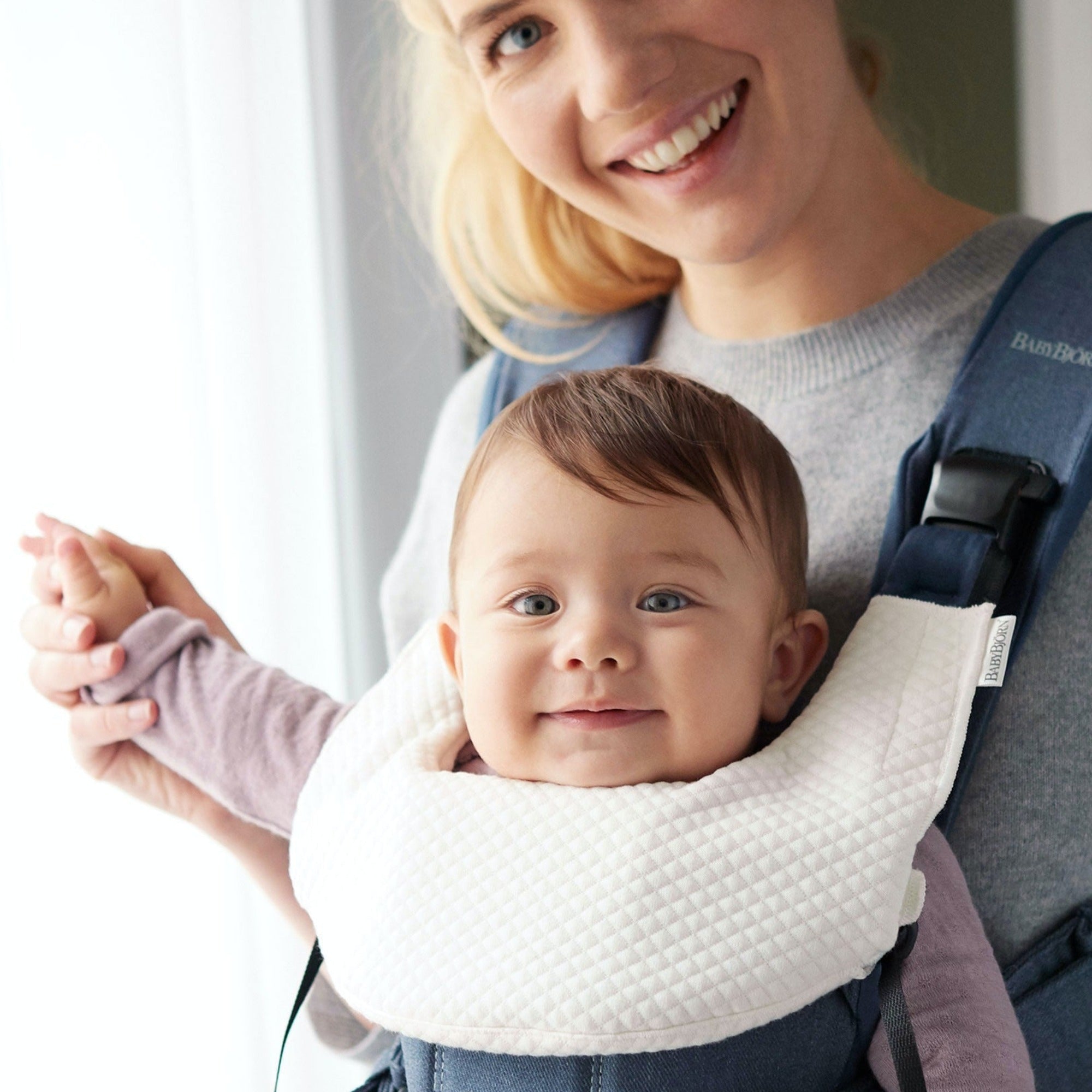 BABYBJÖRN Bib for Baby Carrier One