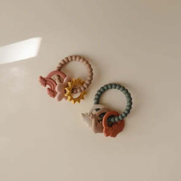 MUSHIE Teething Ring