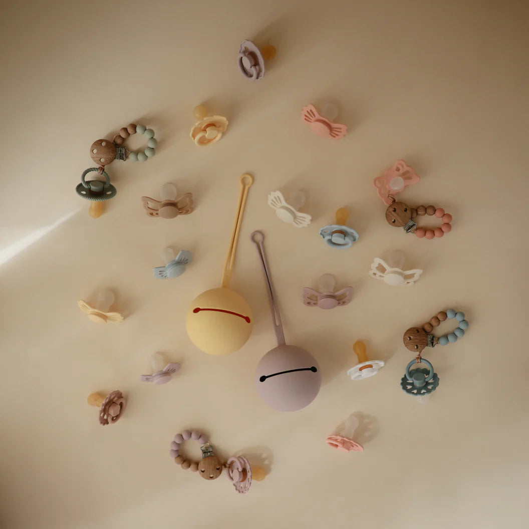 MUSHIE Frigg Lucky Symmetrical Silicone Baby Pacifier