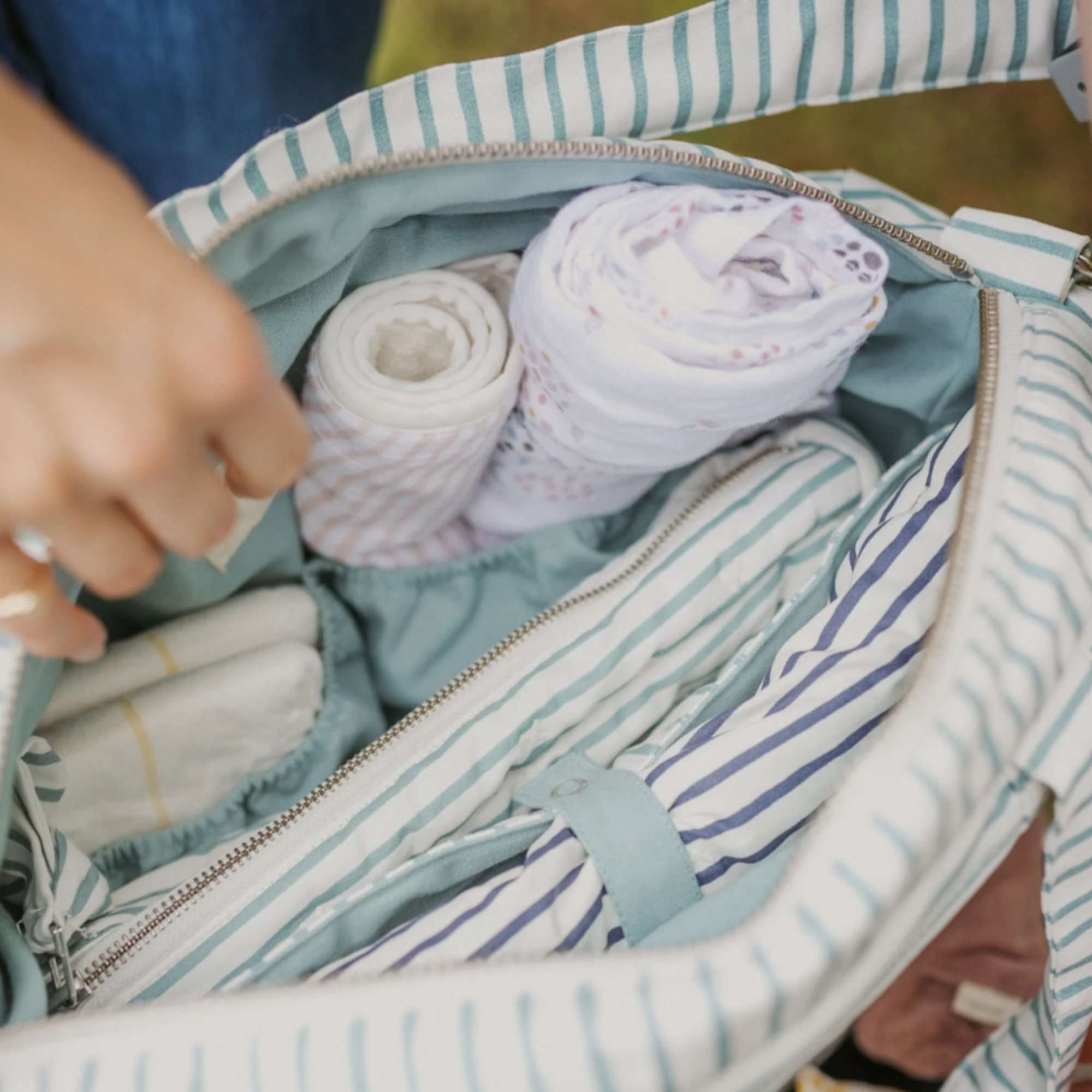 PEHR Diaper bag - Stripes away