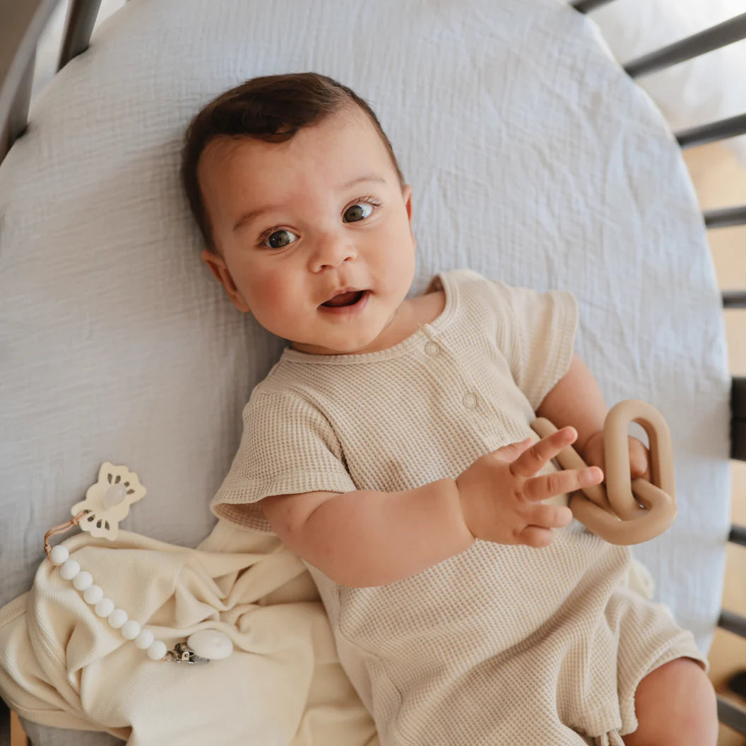 MUSHIE Frigg Lucky Symmetrical Silicone Baby Pacifier