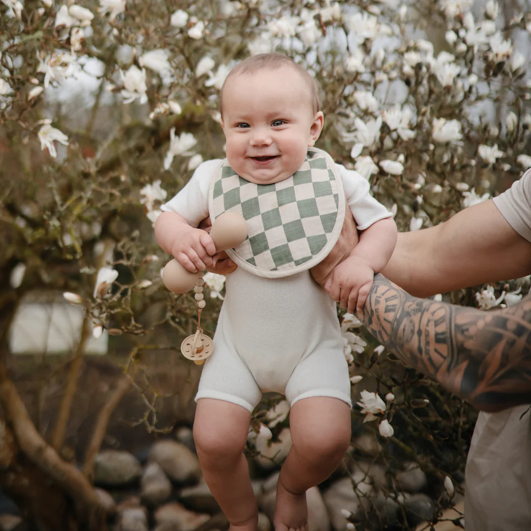 MUSHIE Frigg Moon Latex Baby Pacifier