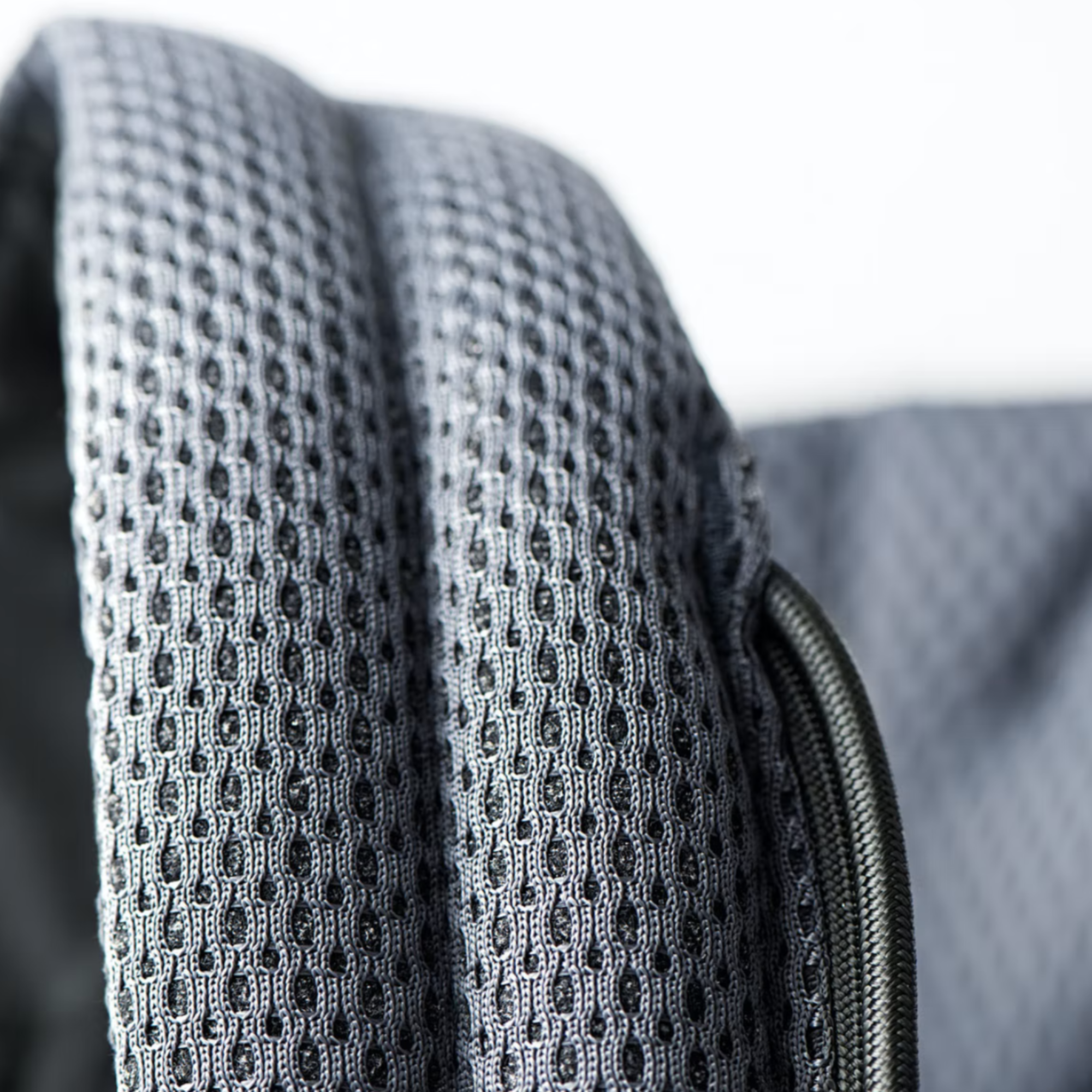 Porte-bébé BABYBJÖRN gratuit (maille 3D)