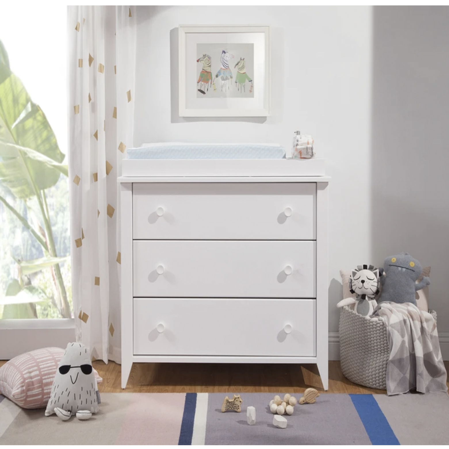 Drawer Changer Dresser1