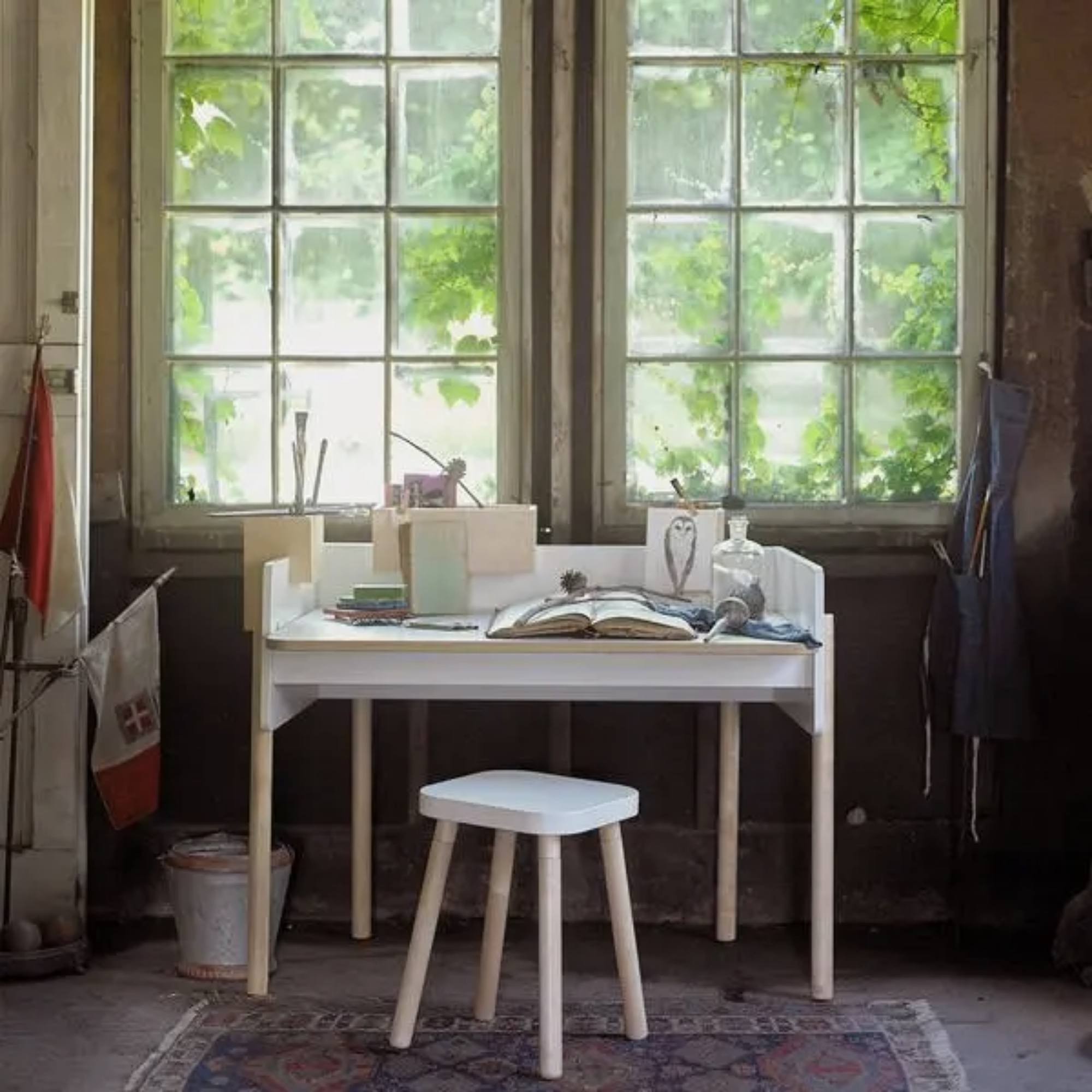 OEUF Brooklyn Desk - White/Birch