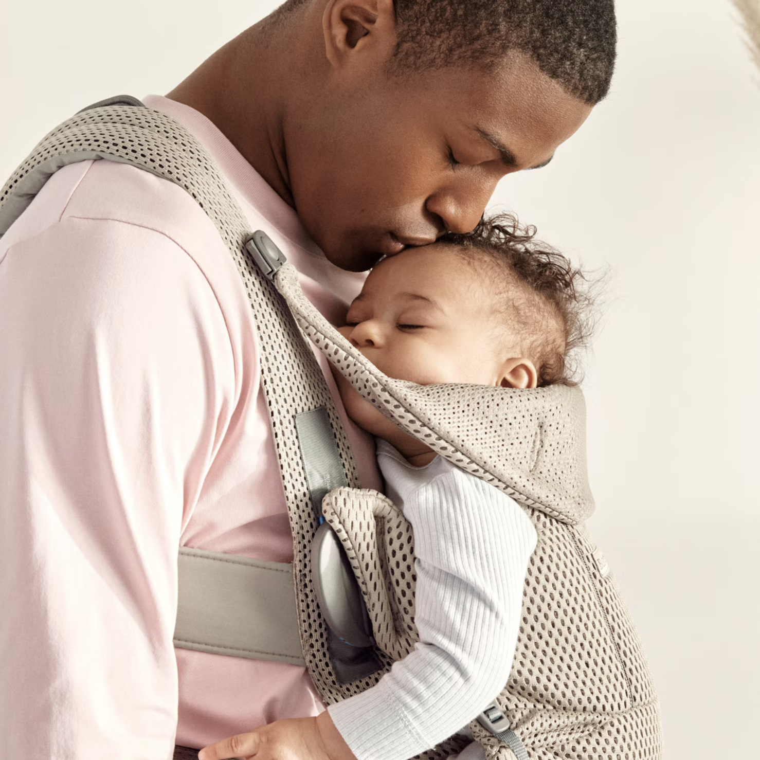 Porte-bébé BABYBJÖRN gratuit (maille 3D)