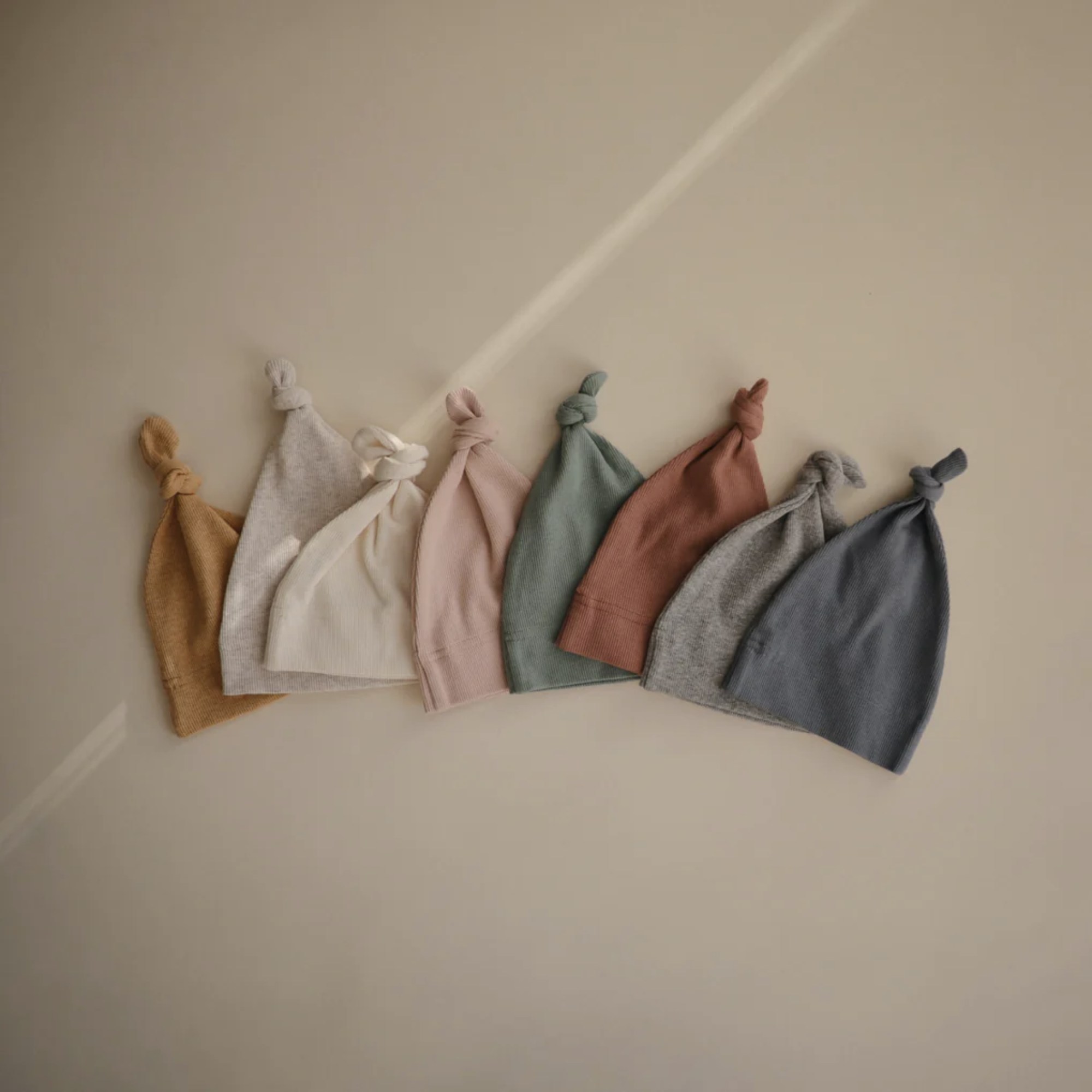 MUSHIE Ribbed Baby Beanie