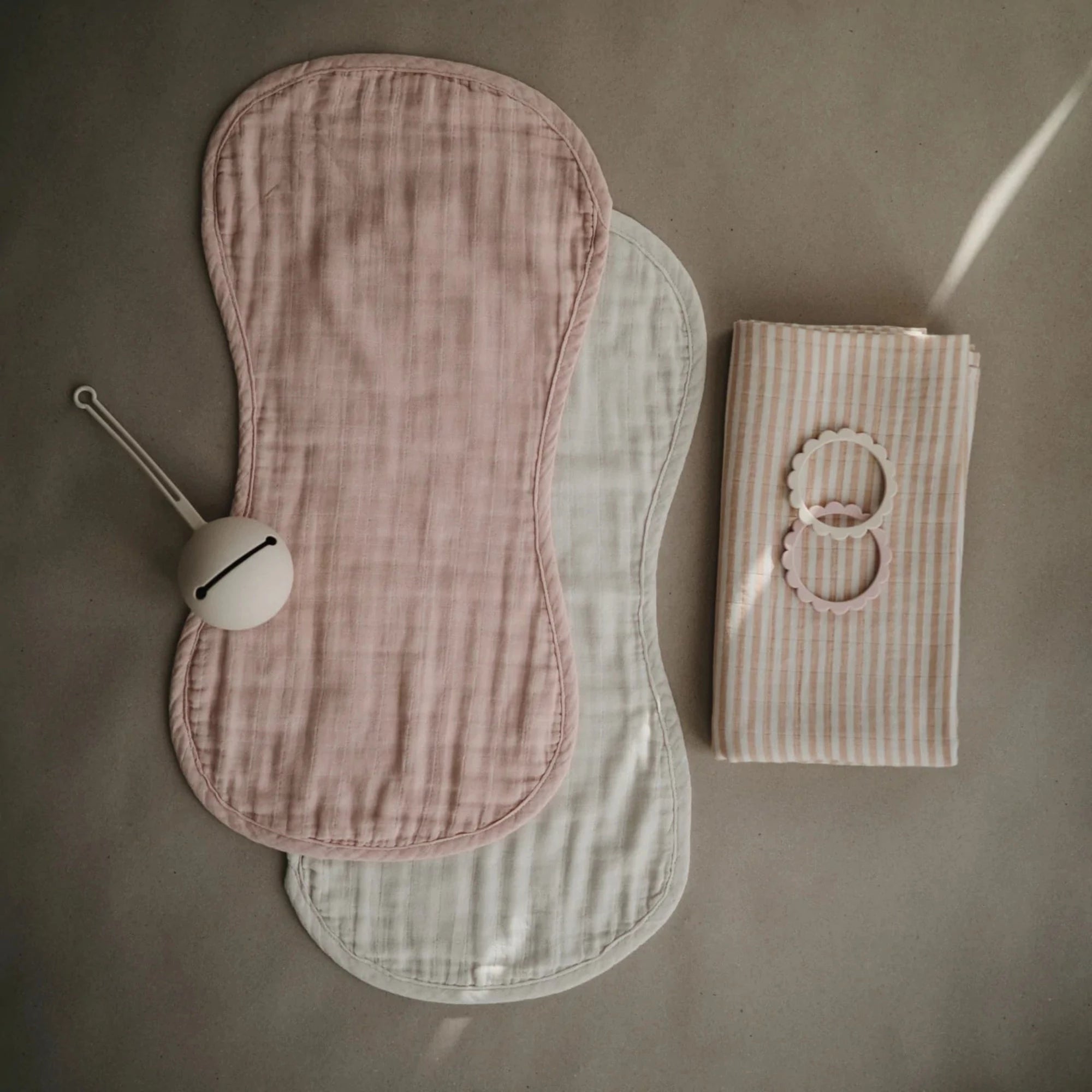 MUSHIE Burp Cloth - Blush/Fog