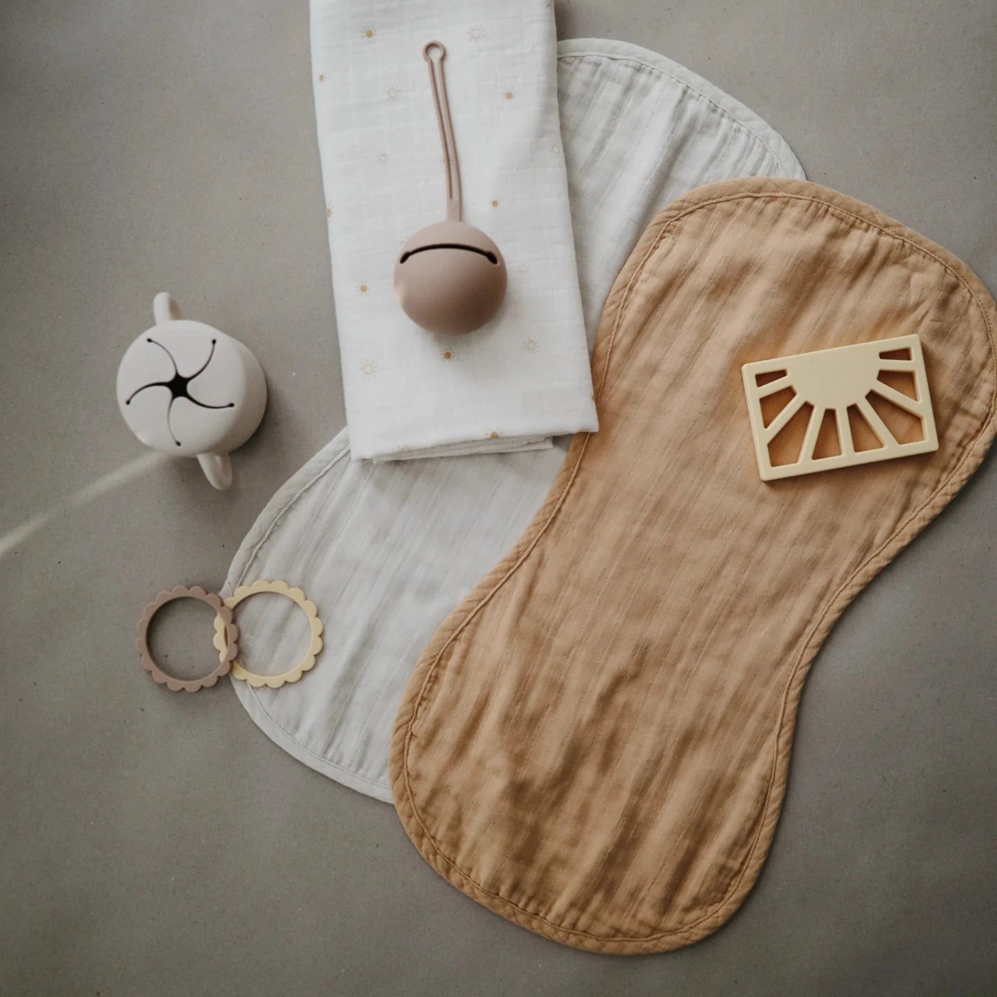 MUSHIE Burp Cloth - Fall Yellow/Fog