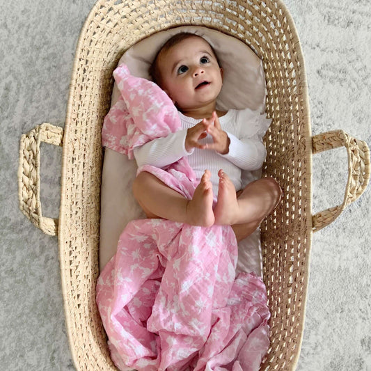 Swaddle in basket