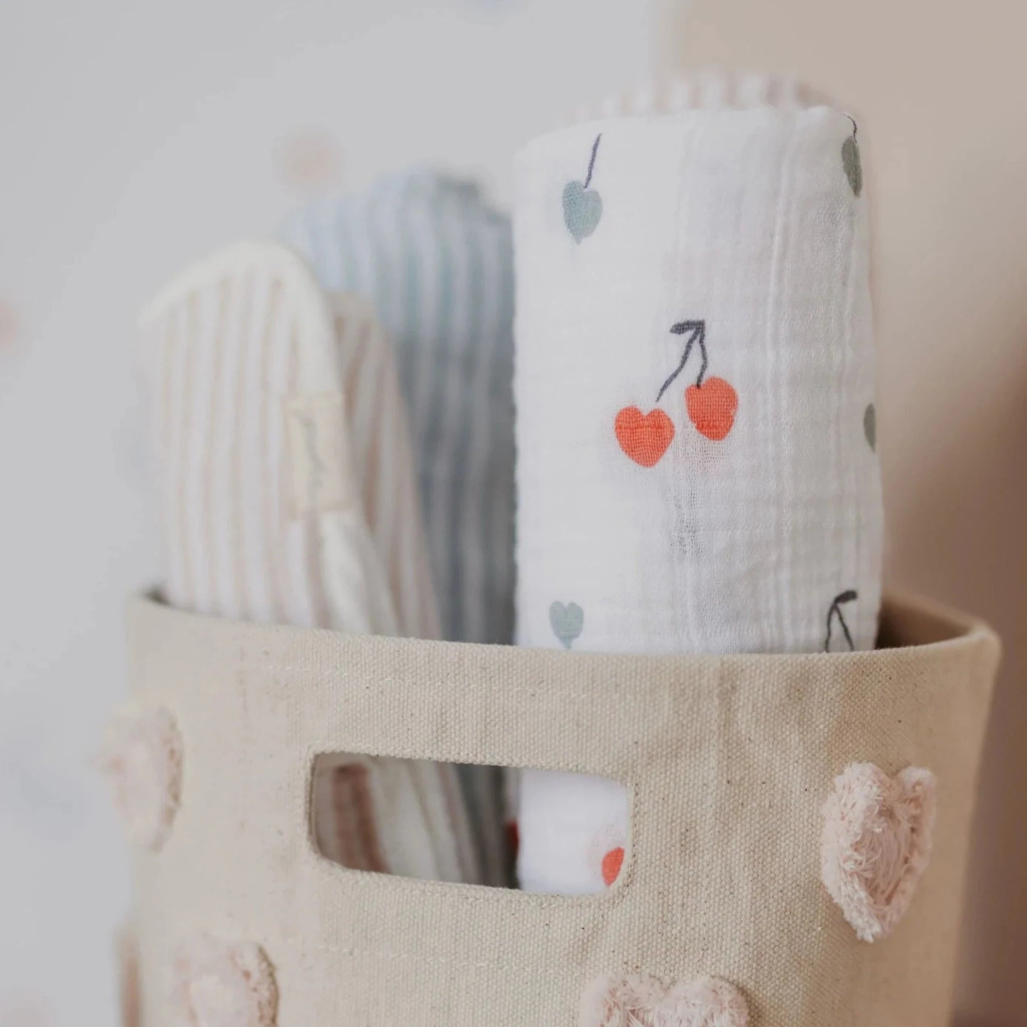 PEHR Swaddle - Mon Cheri